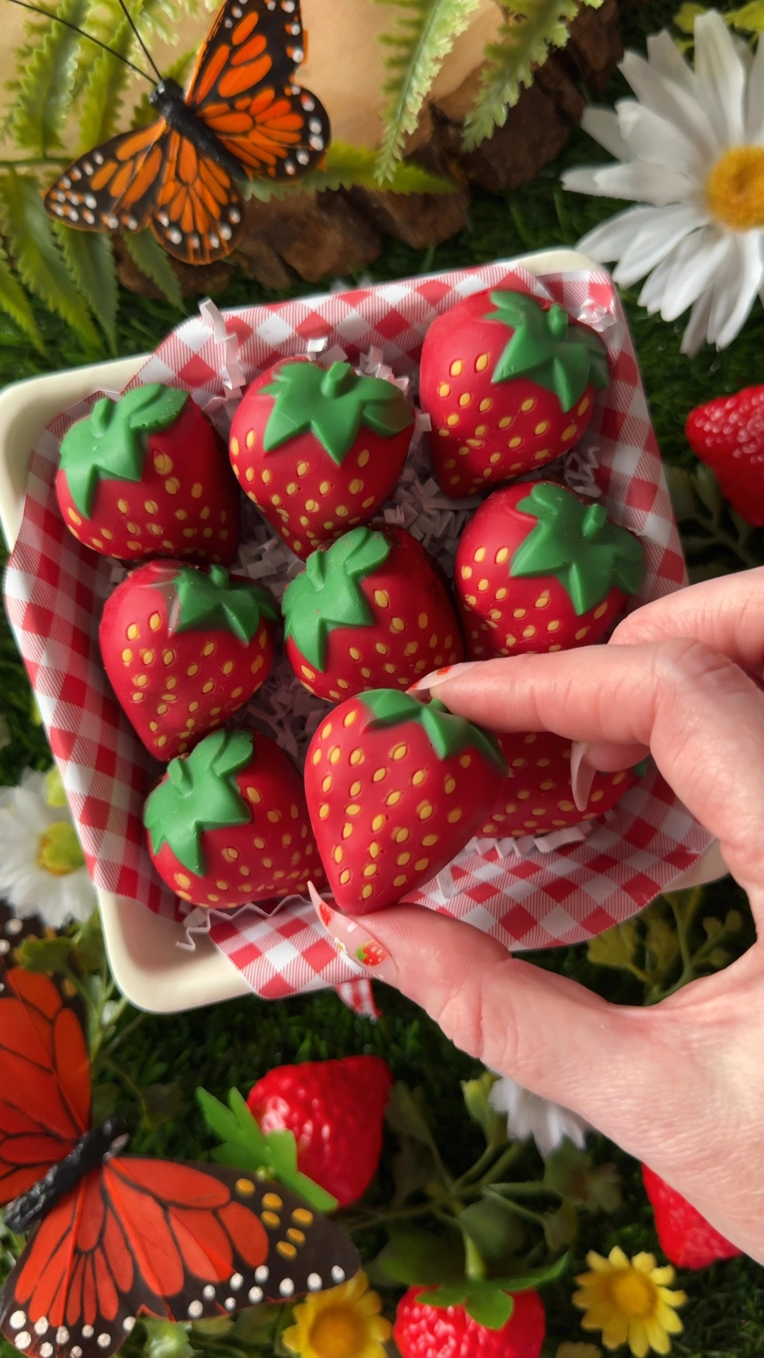 These berry inspired brownie bites are easy to make using candy melts and this strawberry baking mold. 

#LTKSeasonal #LTKParties