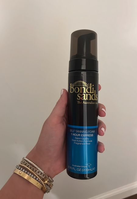 Recently OBSESSED with this!!! Such a natural tan & being able to wash it off after an hour is incred lol I hate that sticky tan feeling 

#bondisands #selftan #selftanner

#LTKbeauty