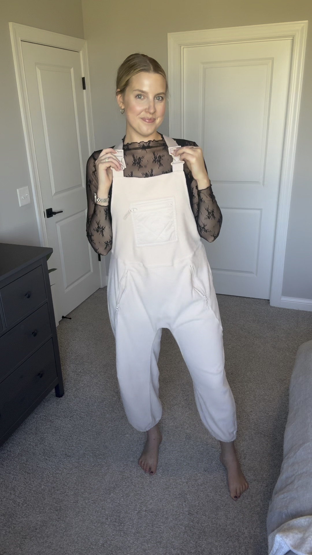 POV: you love free people but don’t like the price and you go to target
Lace top - large
Overalls - large
Sneakers - large