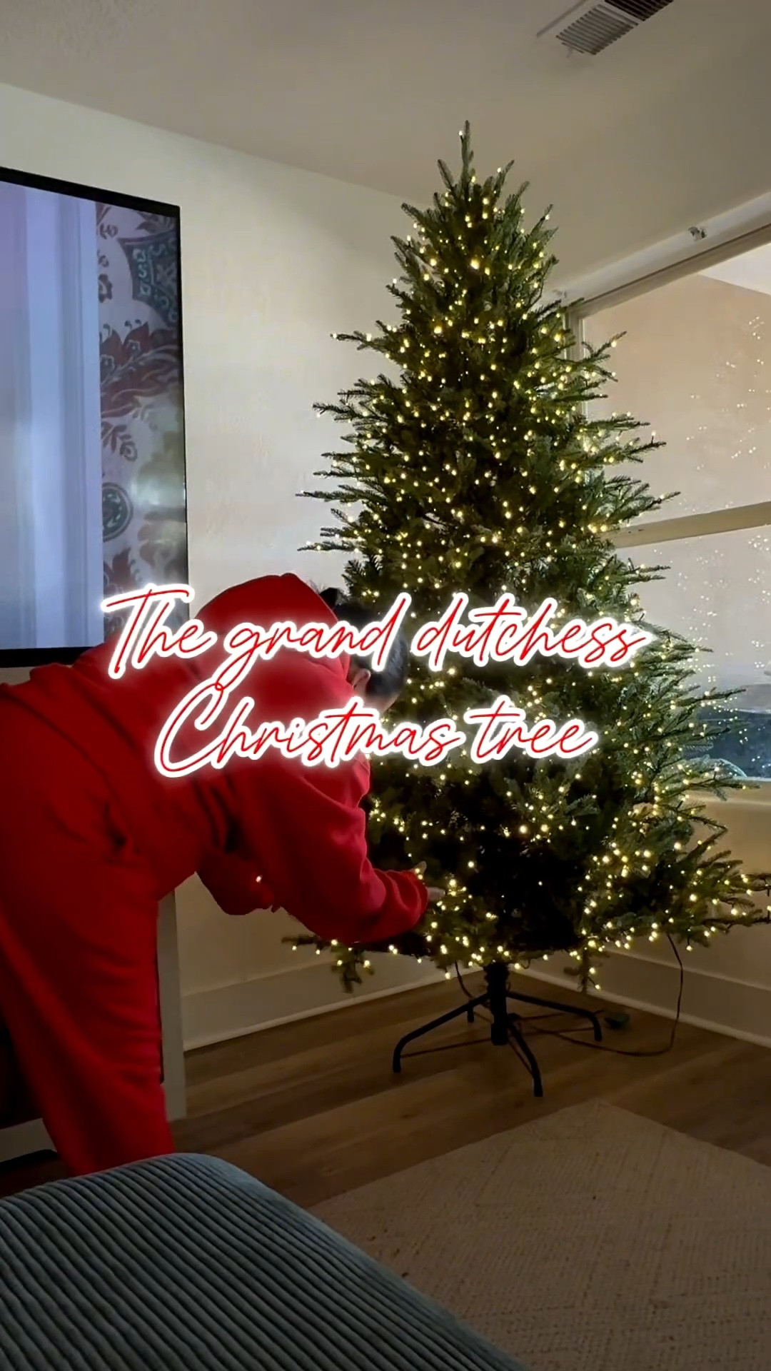 The most beautiful twinkling Christmas tree with multiple light settings 🎄🎅🏼✨

#LTKHoliday #LTKSeasonal #LTKHome