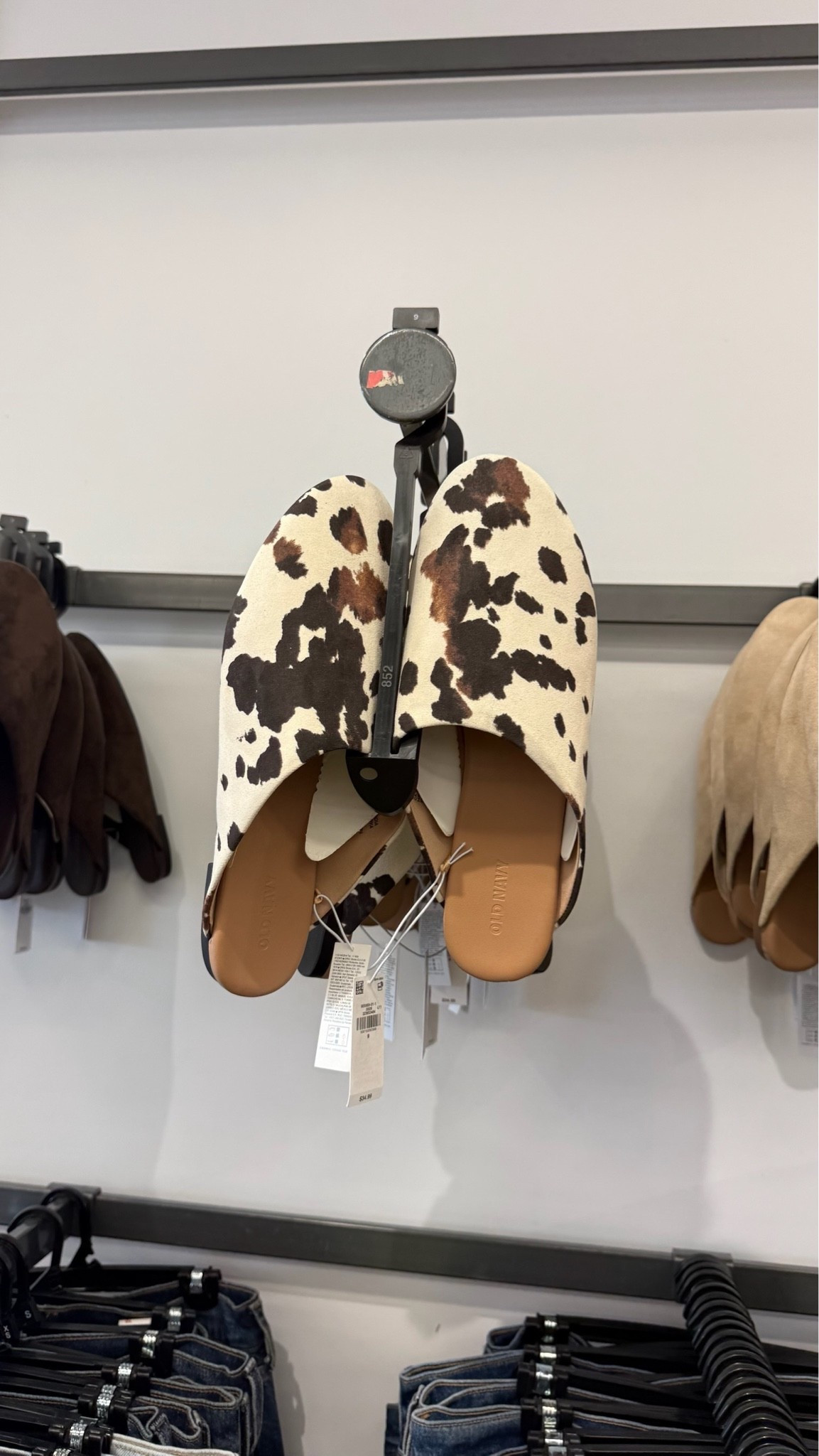 Under $20 faux suede cow print mules! Pairs with tons of fall outfits!

#LTKootd