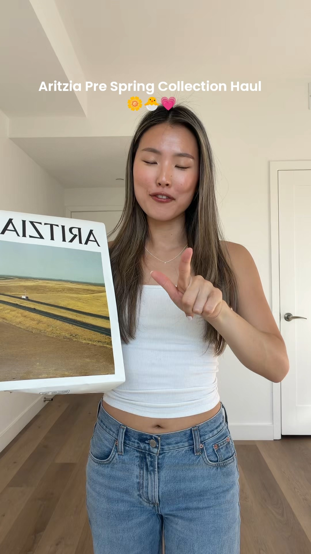 @Aritzia Pre Spring Collection Try On Haul! 

Sizing: (I’m 5’4, and a 25-26” waist) & in order!
Finch Coat: XS 
Bare Cashmere Cardigan: S (sized up) 
Effortless Lo Rise Pant: 0
Lodge Pant Linen: XS
Apostrophe Dress: XS

Aritzia Pre spring collection, aritzia spring capsule wardrobe, aritzia spring finds, aritzia spring try on haul, capsule wardrobe staples, spring closet staples, aritzia haul 



#LTKPetite #LTKootd