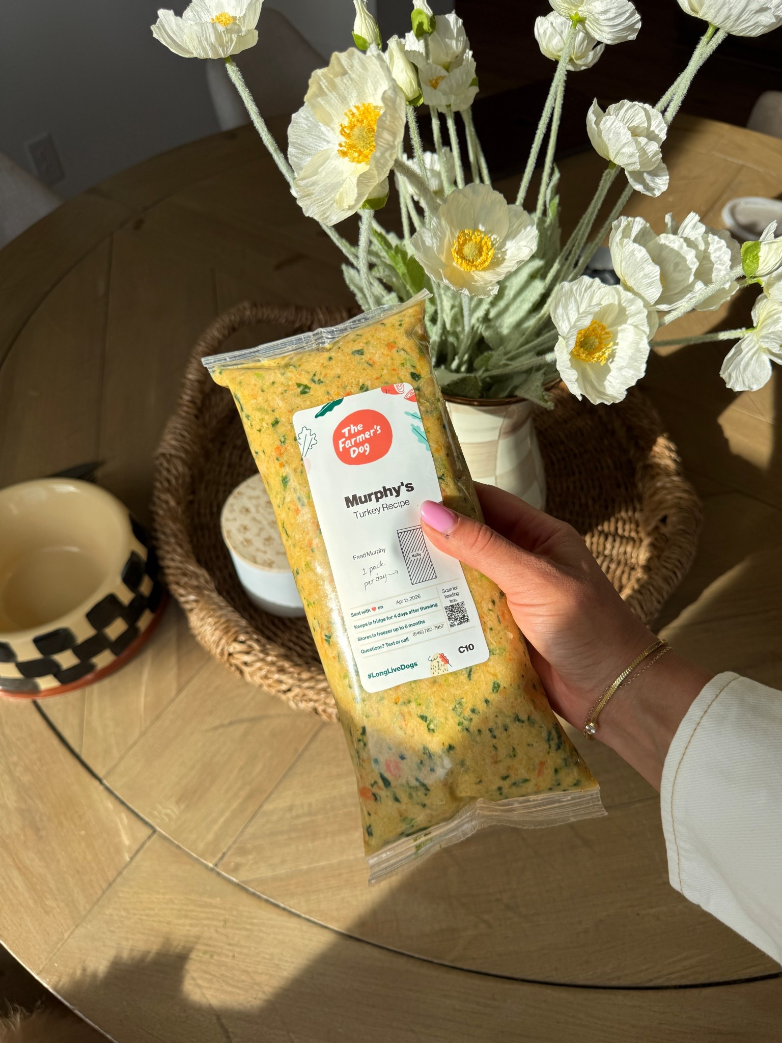 @thefarmersdog my go to for fresh, real food for my dog! Click the link to get 60% off your box!  #thefarmersdog #tfdpartner
