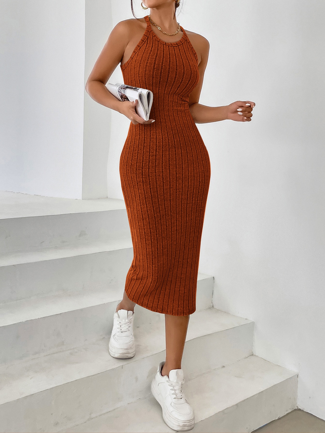 SHEIN Essnce Solid Halter Neck Bodycon Dress | SHEIN