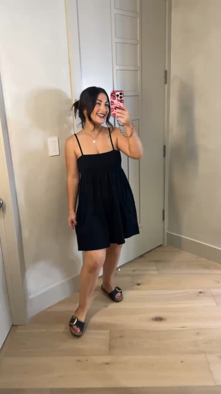 This romper is perfect for the summer! Very comfortable and cute! 

Size small 
(5'0" 140lbs) 
Petite friendly!

#LTKootd #LTKmomlife #LTKPetite