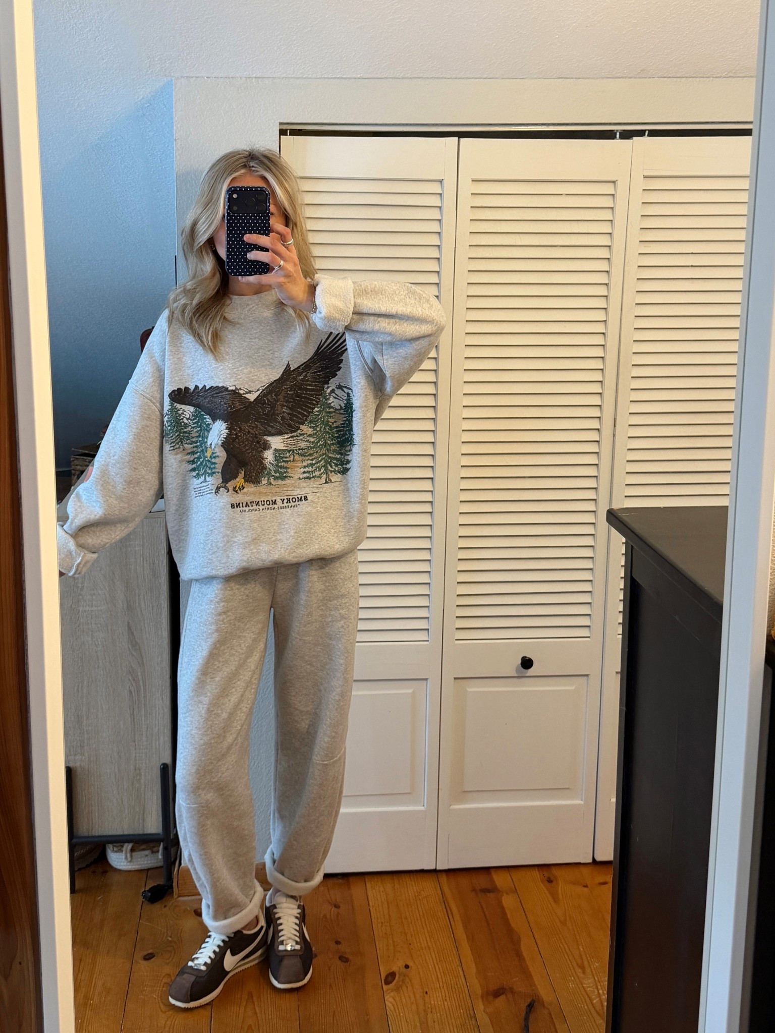 Small sweatshirt and XXS pants 

#LTKFindsUnder100 #LTKSaleAlert #LTKFindsUnder50