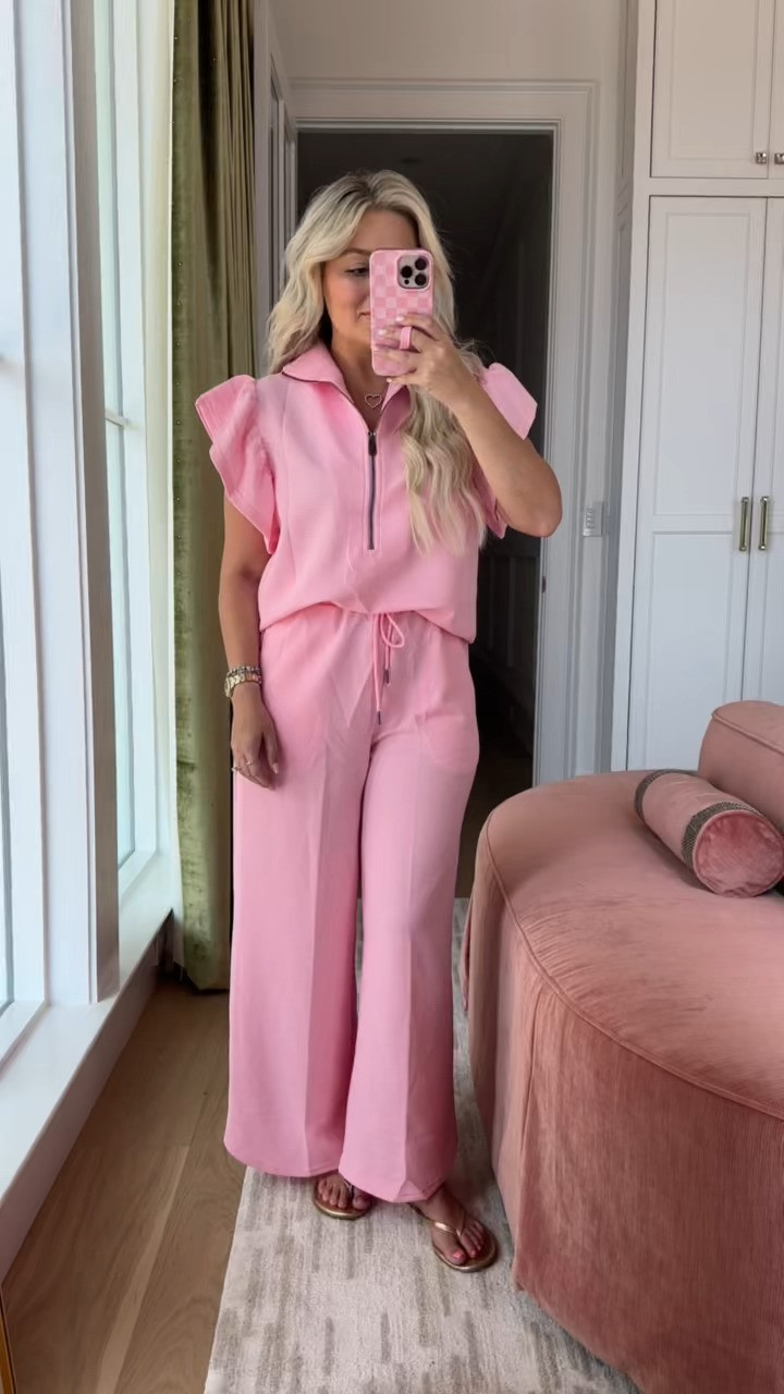 So obsessed with this Amazon set. Perfect for Valentine’s! 

#LTKValentine #LTKootd