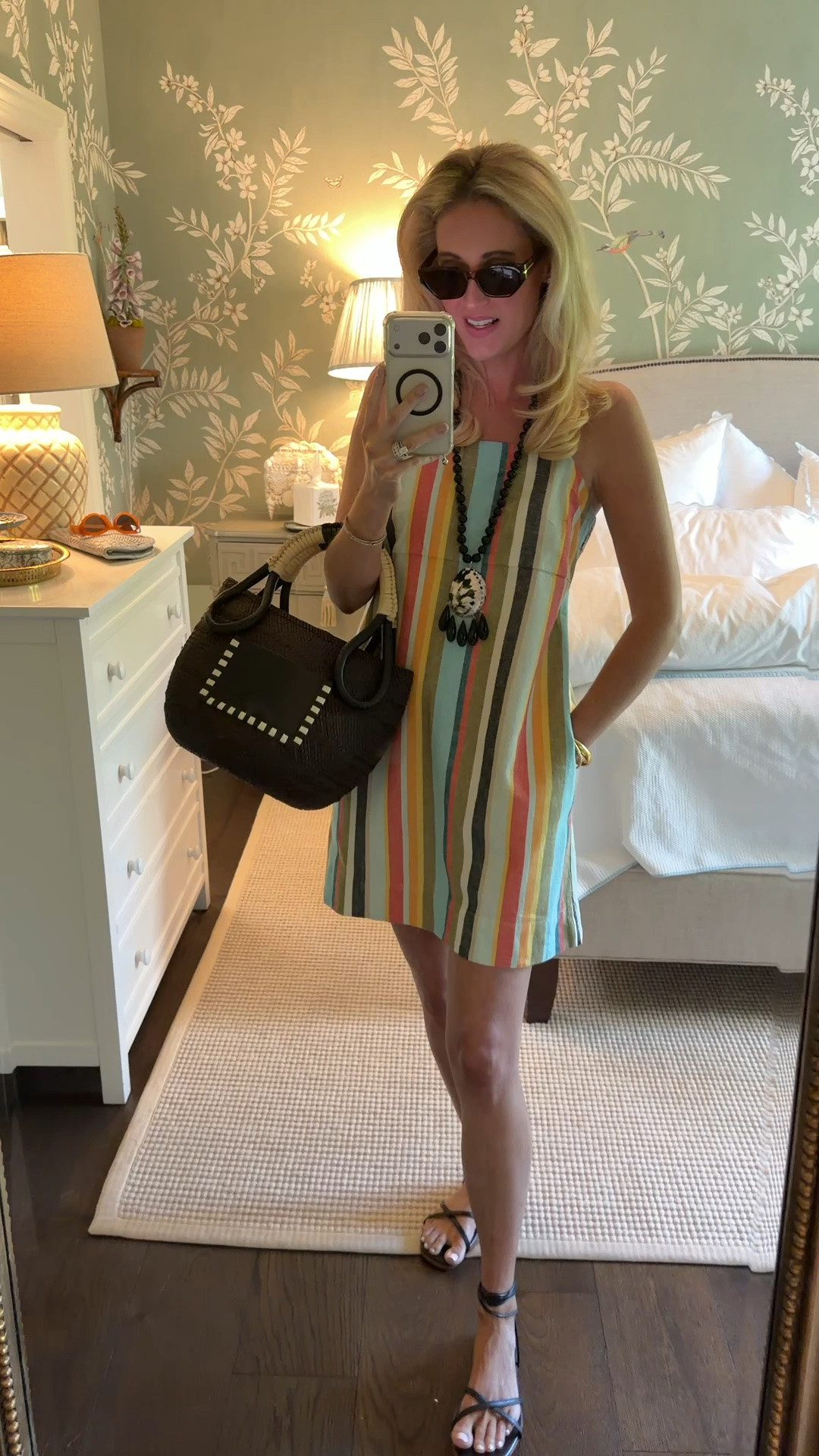 $25 @Target dress that’s SO good! It’s cotton and linen material and has adjustable straps! I’m wearing a size small!