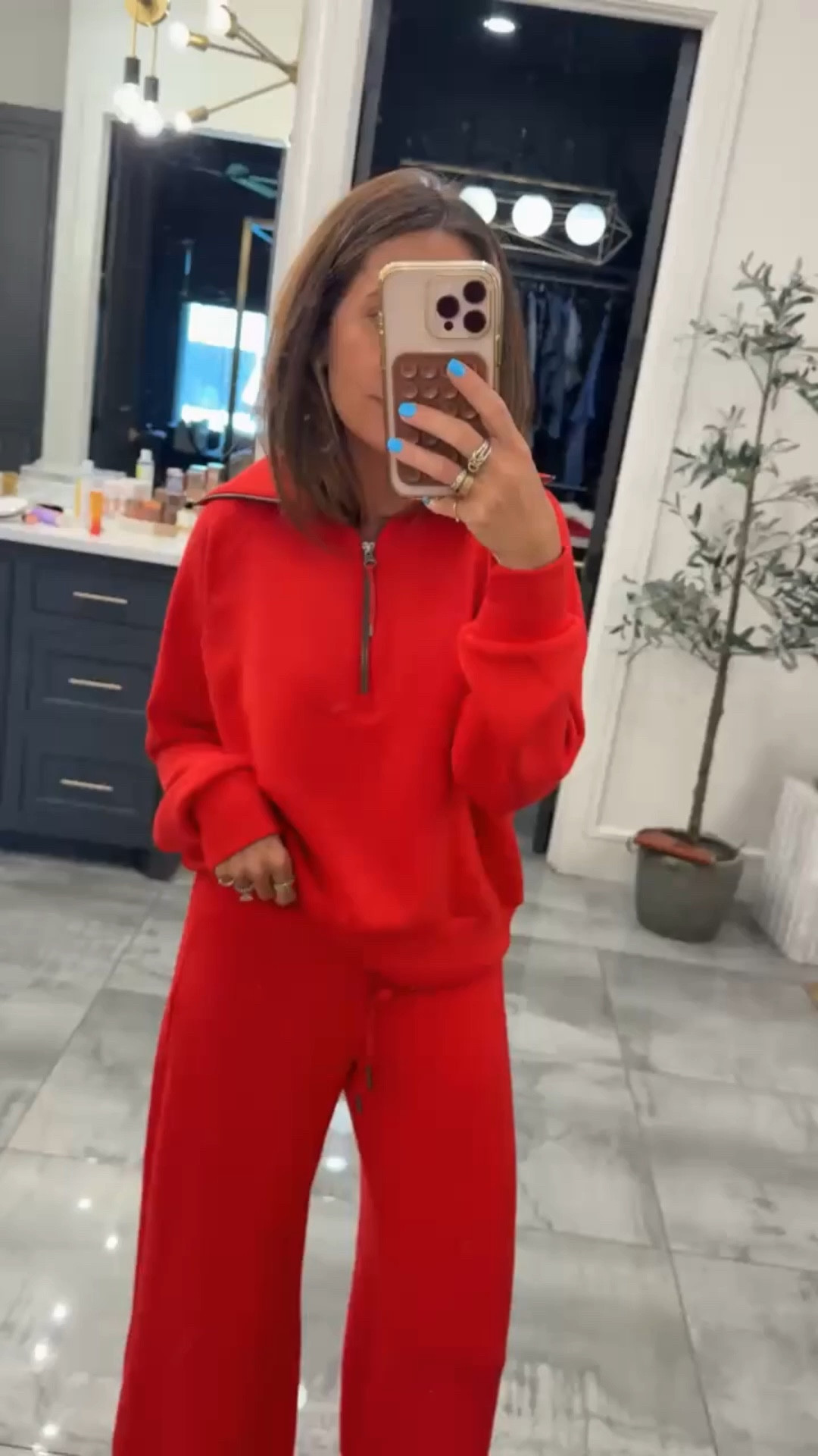 The BEST set is 20% off right now!! The red is so good, big it also comes in a few other colors! Wearing a size small petite in the wide leg pants, and a size small in the half zip

#LTKSaleAlert #LTKSpringSale