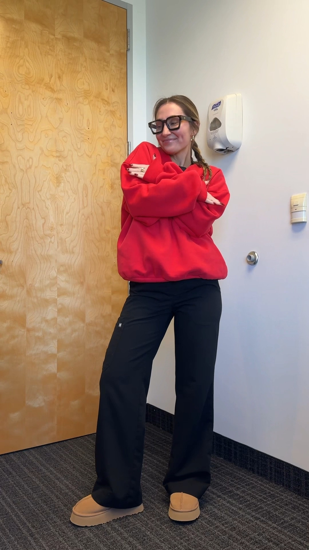 - wearing a medium in the sweatshirt
- xsmall regular Isabel wide legs
- xsmall oversized Rafaela top
