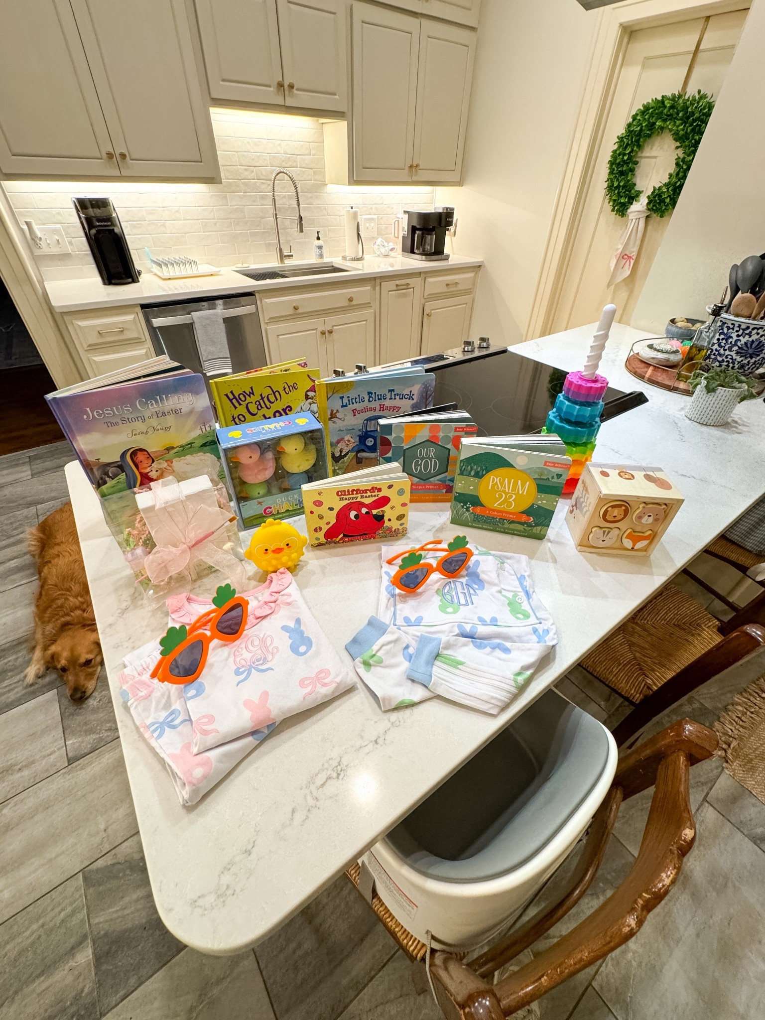 it’s the first of the month and I love celebrating by giving my kiddos pajamas, books and toys or activities that we can do all month long to celebrate whatever the holiday is! this month is extra special because we get to celebrate Jesus’ resurrection!

Easter Basket
Easter Treat
Easter Gift
Kids Easter Basket
Baby Easter Basket
My First Easter
Easter Bunny
Easter Egg Hunt

#LTKFindsUnder50 #LTKKids #LTKSeasonal