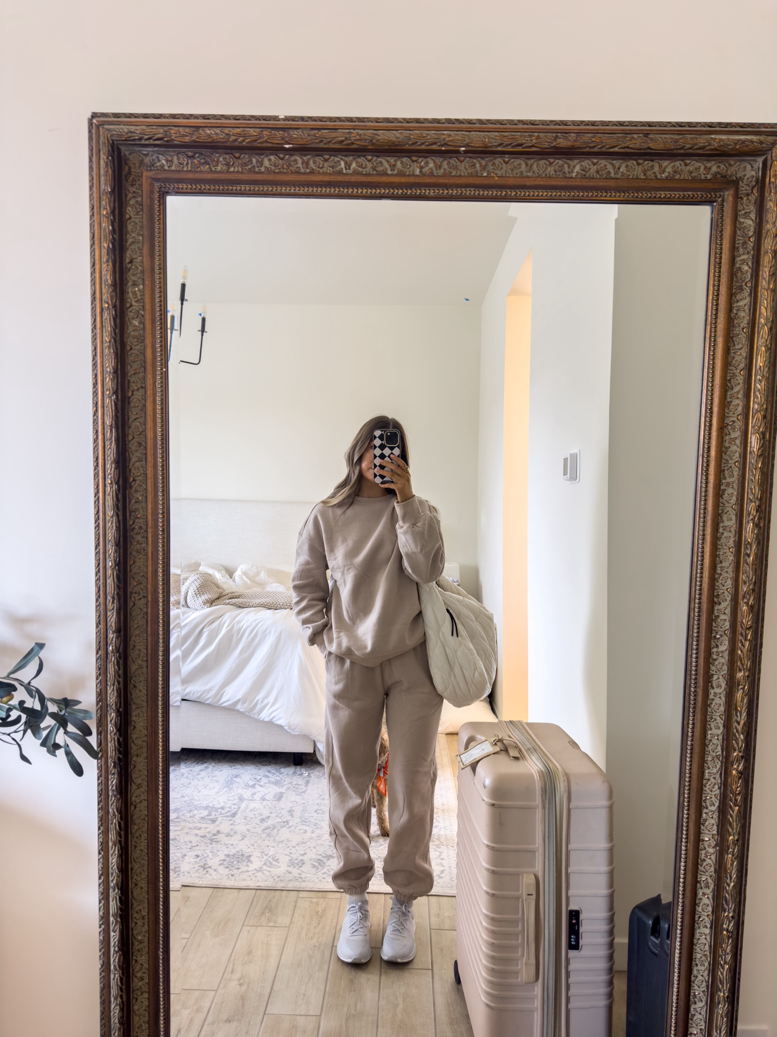 Size up in this Amazon sweatsuit! 🫶🏽🤍 only $29 when you apply 25% off coupon! 

#LTKFindsUnder50