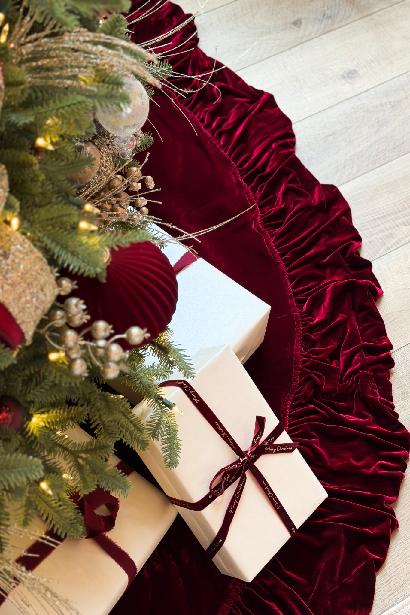 The prettiest and most luxe tree skirt!

Christmas, Christmas tree, Christmas tree skirt, velvet tree skirt, luxe, luxe holiday, holiday, holiday home, holiday home decor, wrapping paper, ribbon, ornaments

#LTKHoliday #LTKSeasonal #LTKHome