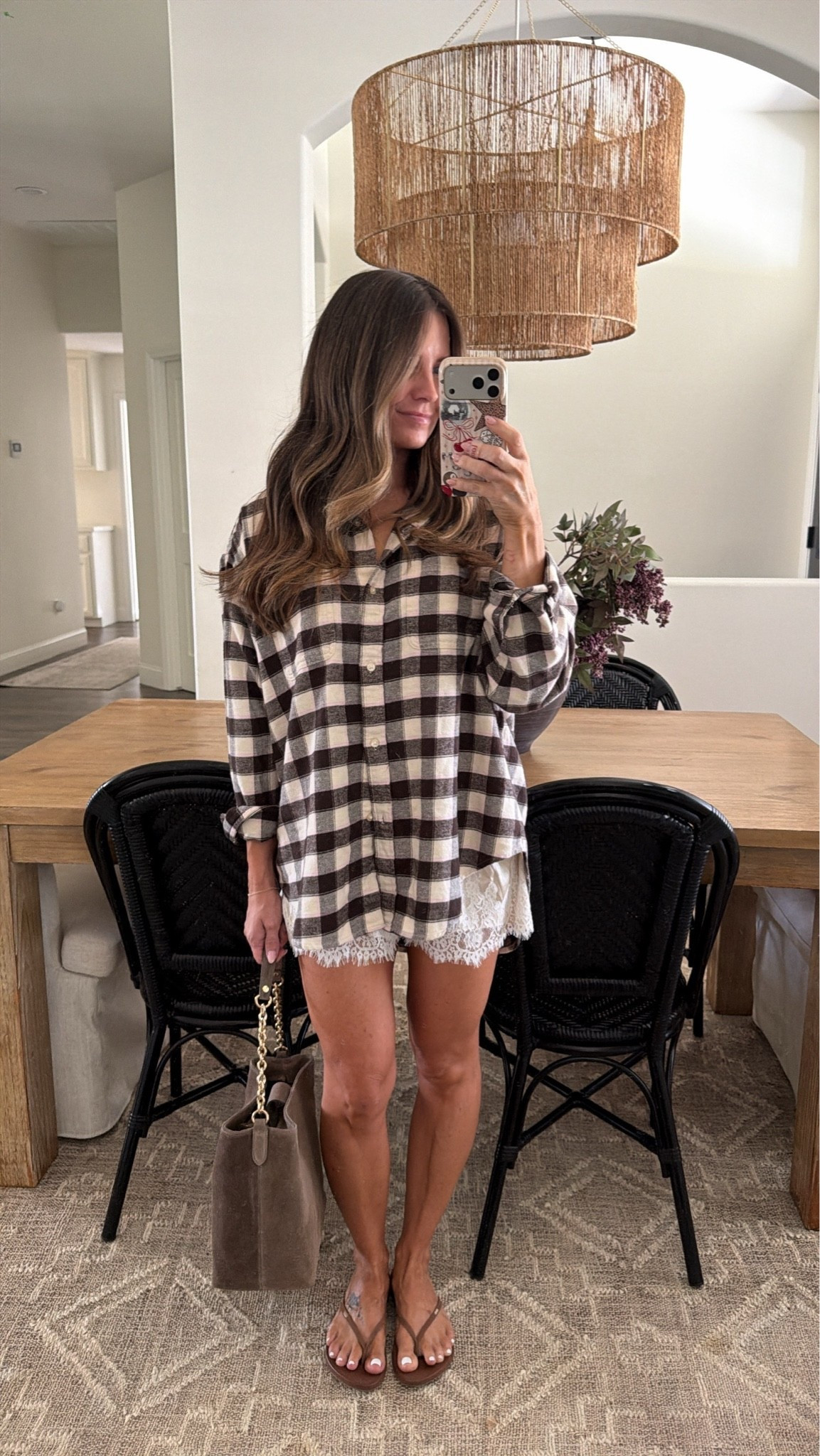 This adorable flannel is on sale now 🤍

sale alert, fall fashion haul, fall outfits, casual outfits, flannel, suede bag, britt horton 

 #LTKootd #LTKSeasonal #LTKSaleAlert
