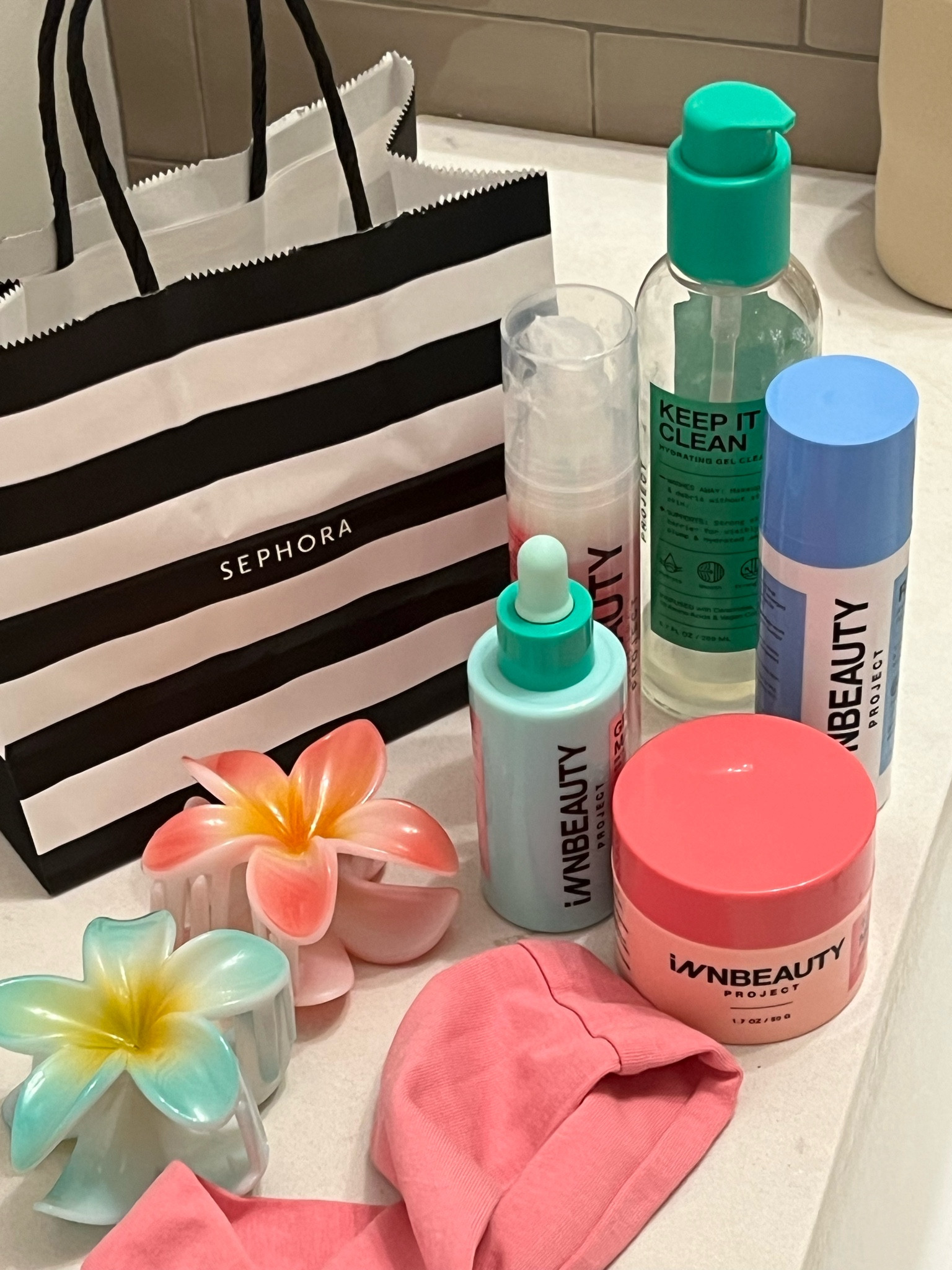 My Sephora sale favorites 💘🐬 this skincare brand is truly my favorite for their clean ingredients but also their aesthetic and affordability! Plus they’re on sale at Sephora 

USE CODE: SAVENOW

Clean makeup affordable skincare 

#LTKunder100 #LTKunder50 #LTKBeautySale