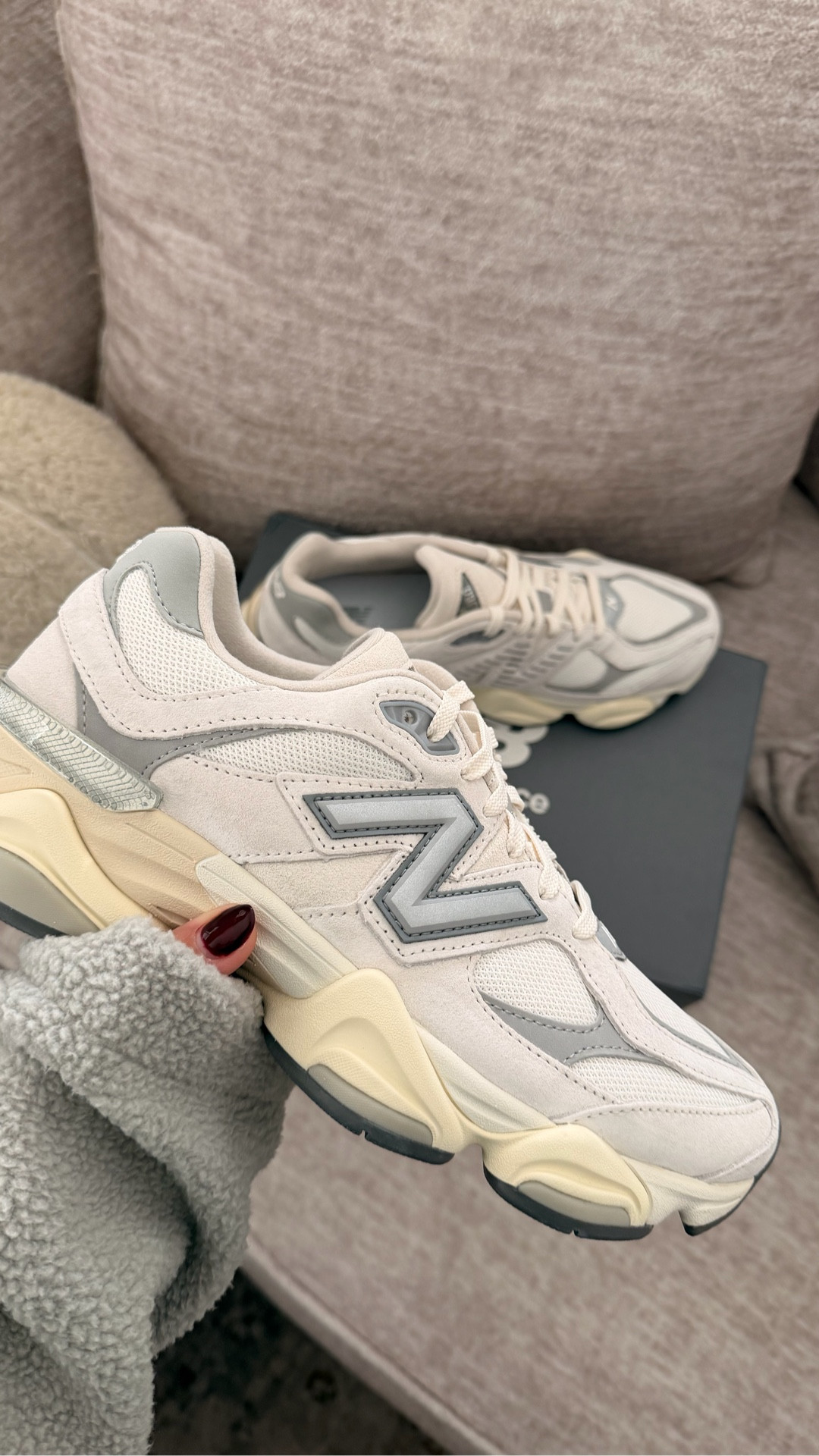 The new balance 9060s are a YES for me! ✅ 

#LTKHoliday #LTKGiftGuide #LTKActive