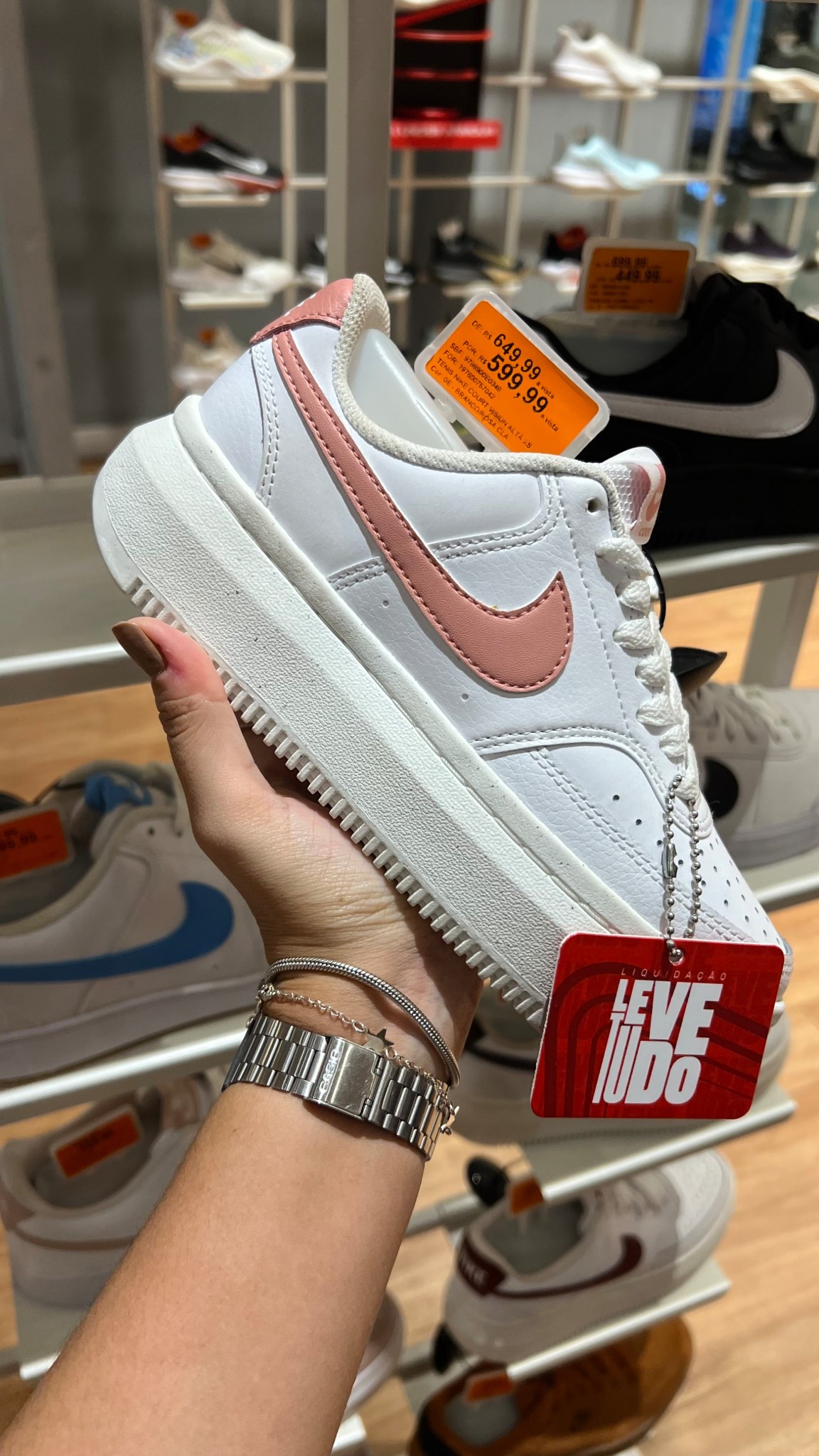 Quase R$200 off no queridinho 💖🤏🏽

Tênis Nike Court Vision Alta Xs - Feminino

#nike #courtvision 

#LTKbrasil #LTKpromo