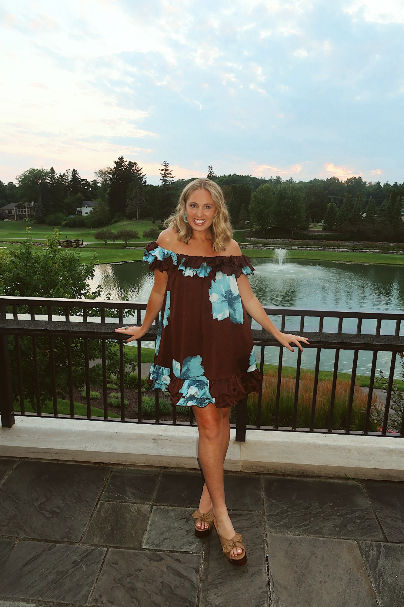 Such a cute transition dress from summer to fall! On clearance and available in orange as well!

#LTKgrwm #LTKootd #LTKWedding