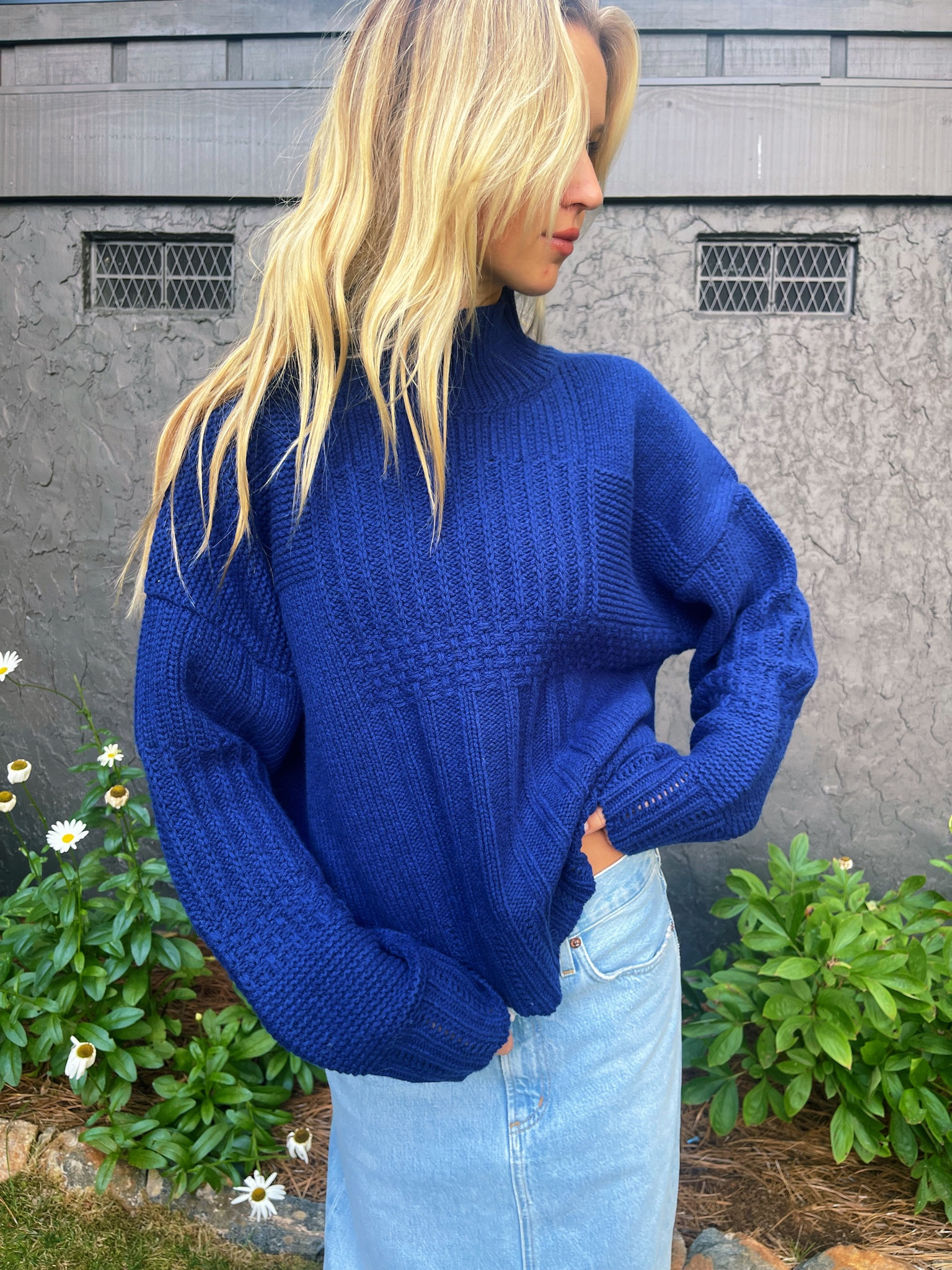 Fall Sweater


Fall fashion  fall outfit  fall sweater  quarter zip sweater  chunky knit sweater  women’s fall fashion  MarlaFay  

#LTKSeasonal #LTKStyleTip