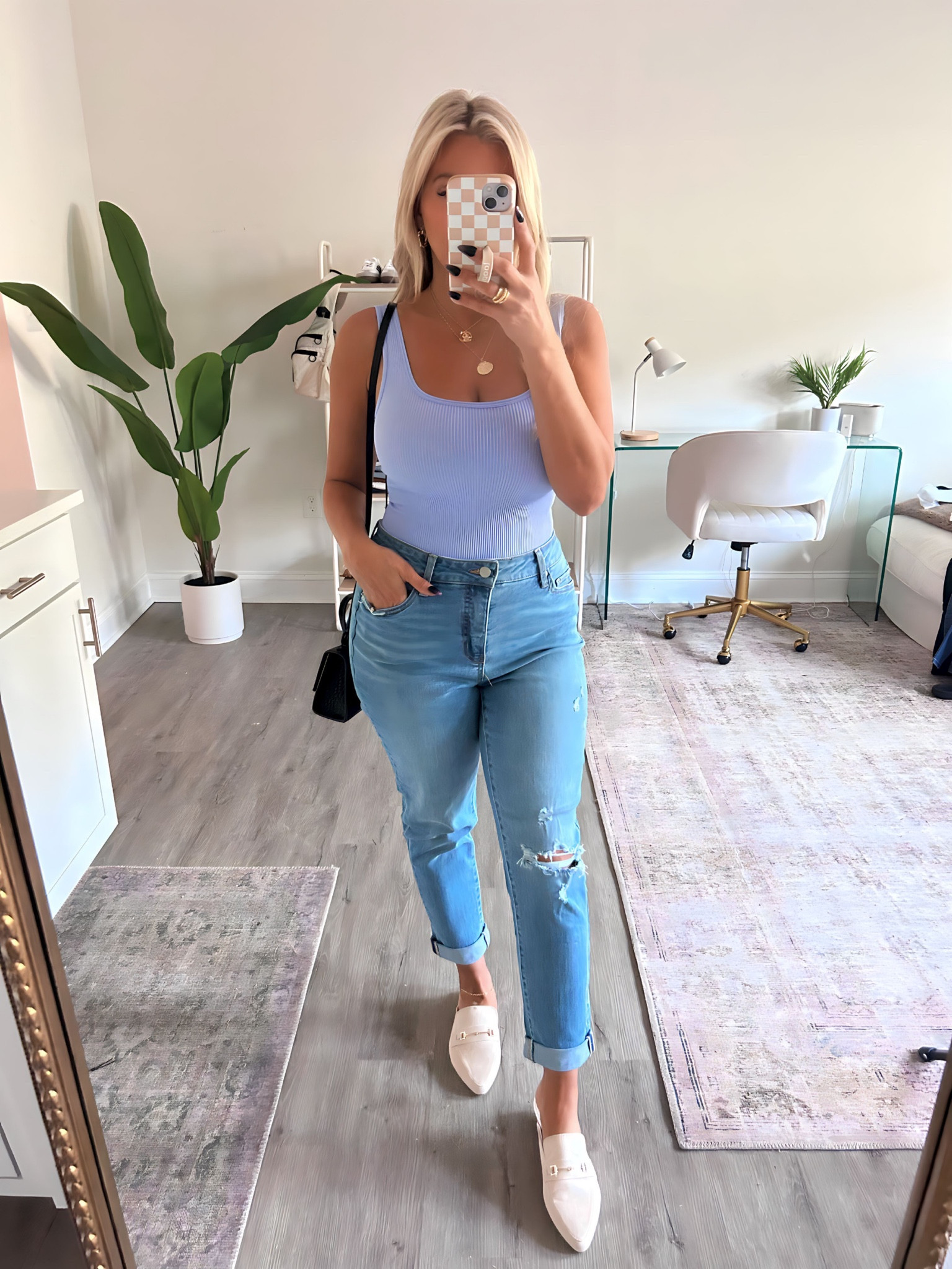 Walmart boyfriend fit jeans are a dream! I got a 6 but with the stretch could have sized down to a 4 