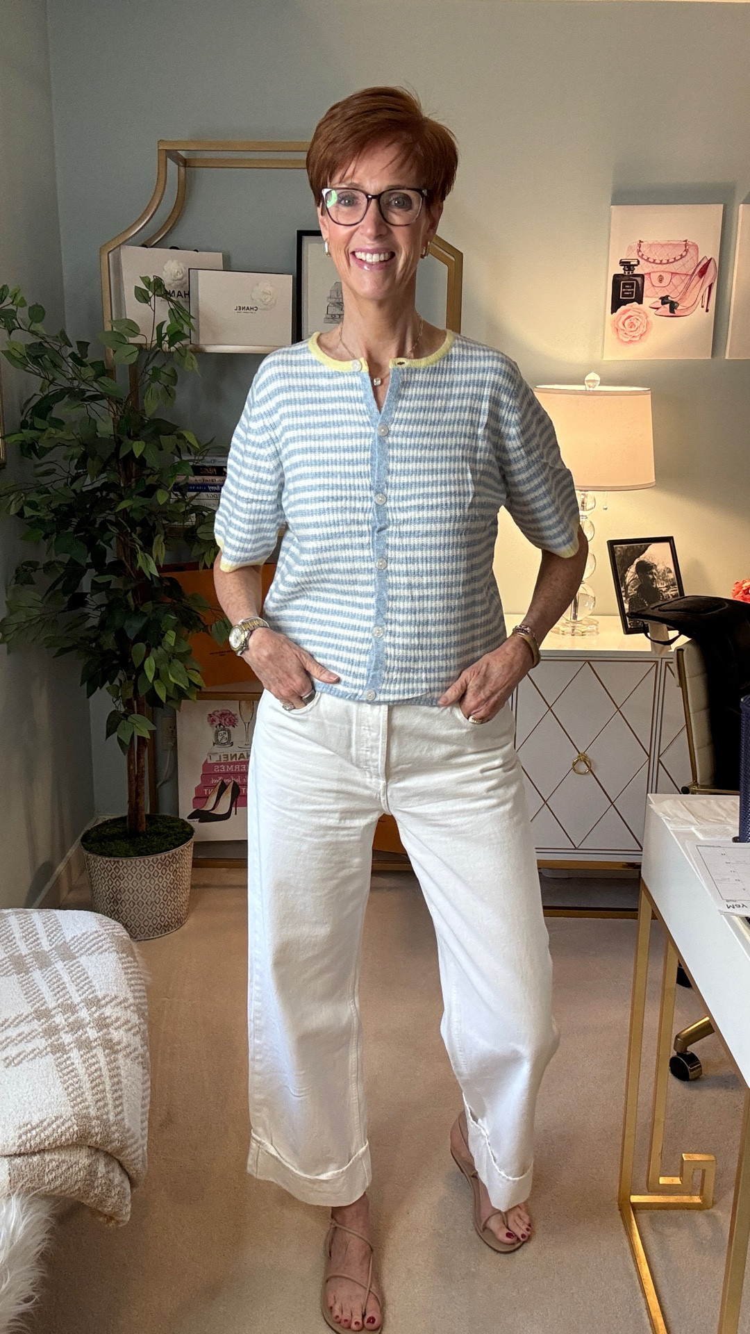 New in
Short sleeve stripe cardigan
Wearing a smalll

#LTKootd #LTKOver40 #LTKTall