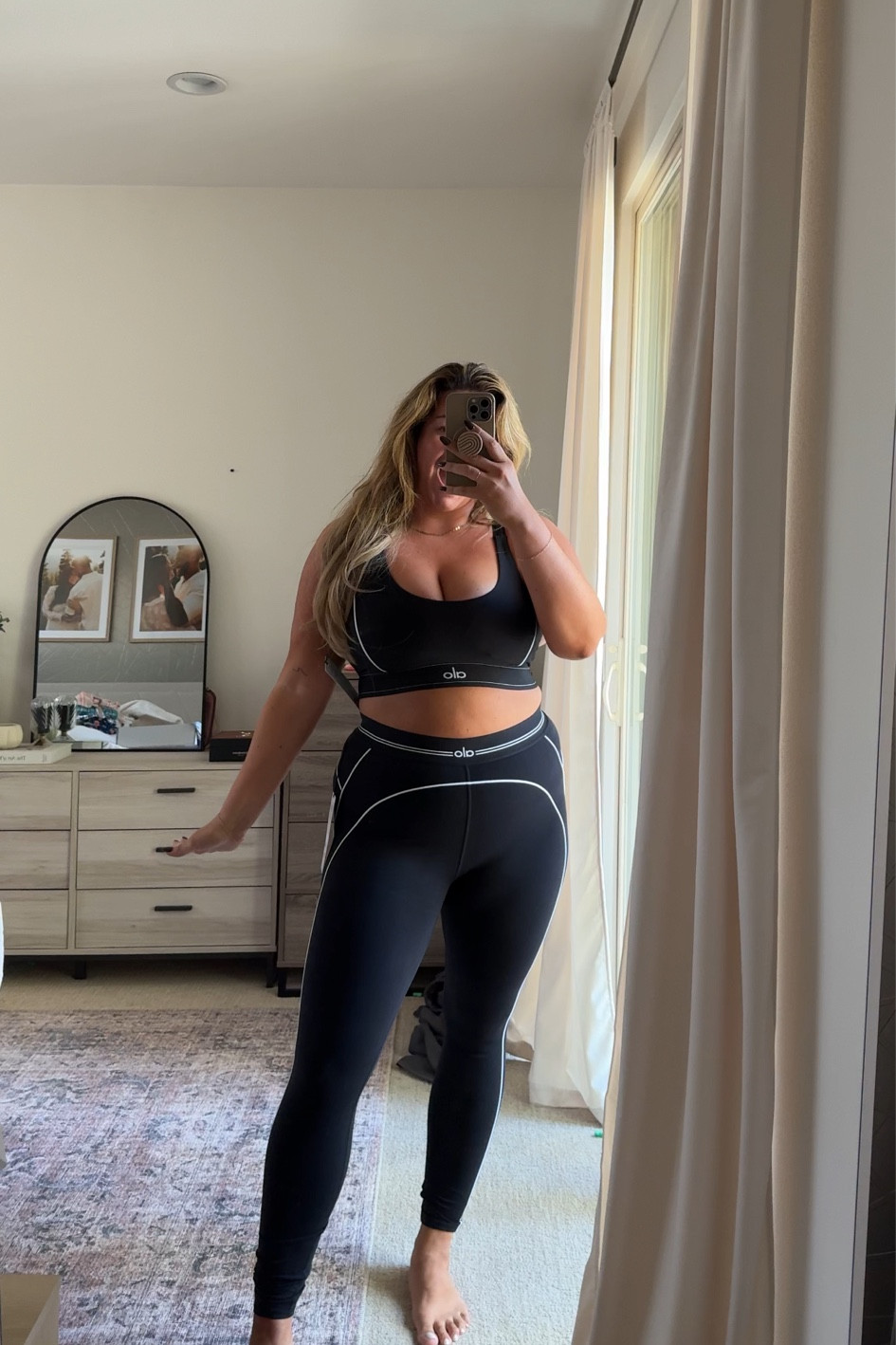 wearing large top and bottom!

#LTKFitness