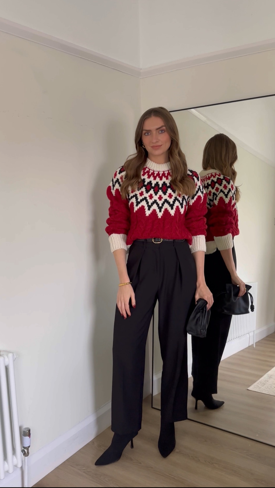 
Christmas Jumper styling

Wearing a small in the red H&M jumper
36 in the & Other Stories black tapered trousers
ASOS pointed heeled ankle boots
Loewe mini flamenco bag, exact and similar styles linked
Gold jewellery 




Christmas Jumper outfit, Christmas day outfit, festive fashion, winter outfit, boots

#LTKwinter #LTKuk