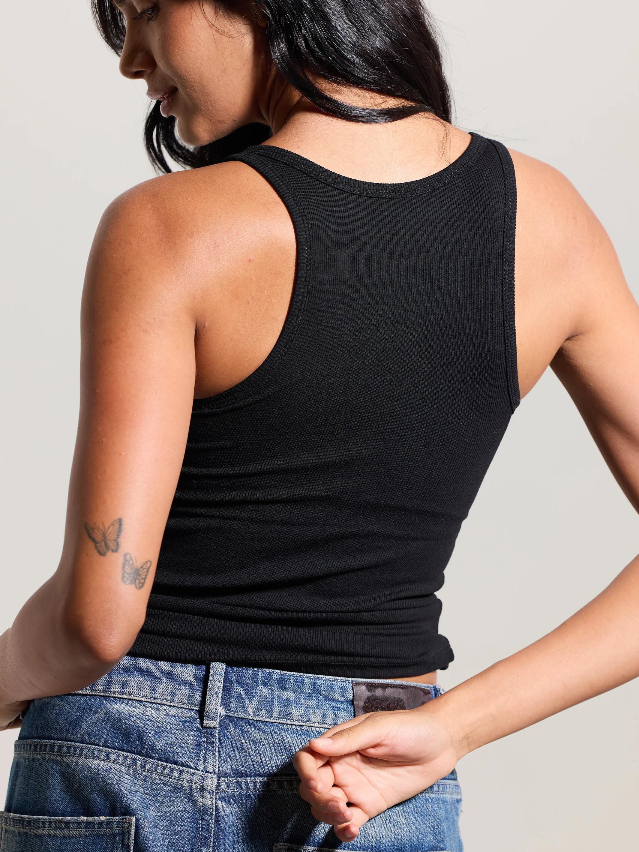 Ribbed U-Shape Tank | Klassy