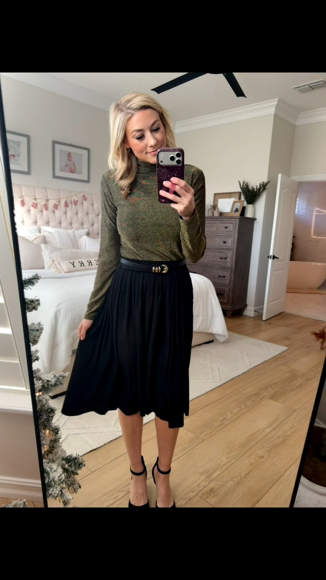 ✨one turtleneck—3 looks!
I love how lightweight this top is (especially for Florida “winters” + plus it’s smooth on the inside (not itchy at all!) thinking NYE options 🪩 
•click the link in my bio to shop!


#LTKHoliday #LTKootd #LTKmomlife