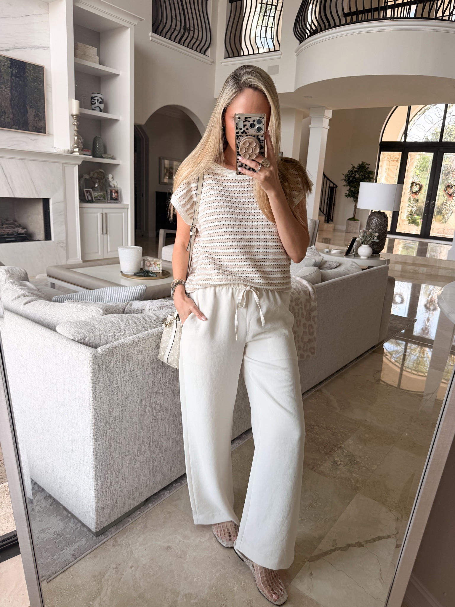 The most gorgeous transitional fall outfit. I love these pants. They’re the viral pants. I own them in three colors. I have the regular length size small

#LTKgrwm #LTKOver40 #LTKSaleAlert