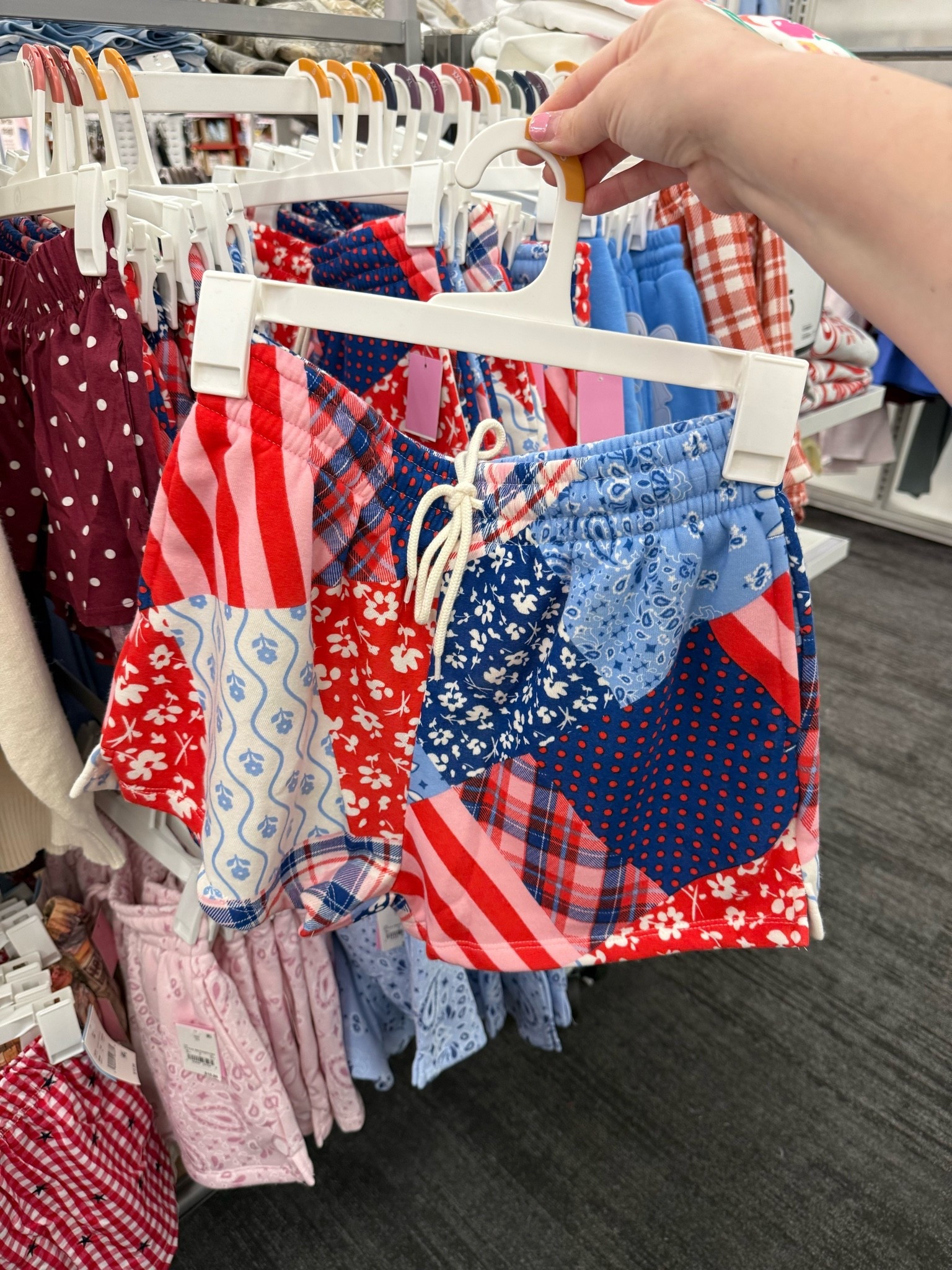 Target printed shorts!! #target #targetfashion

#LTKootd #LTKSeasonal #LTKgrwm