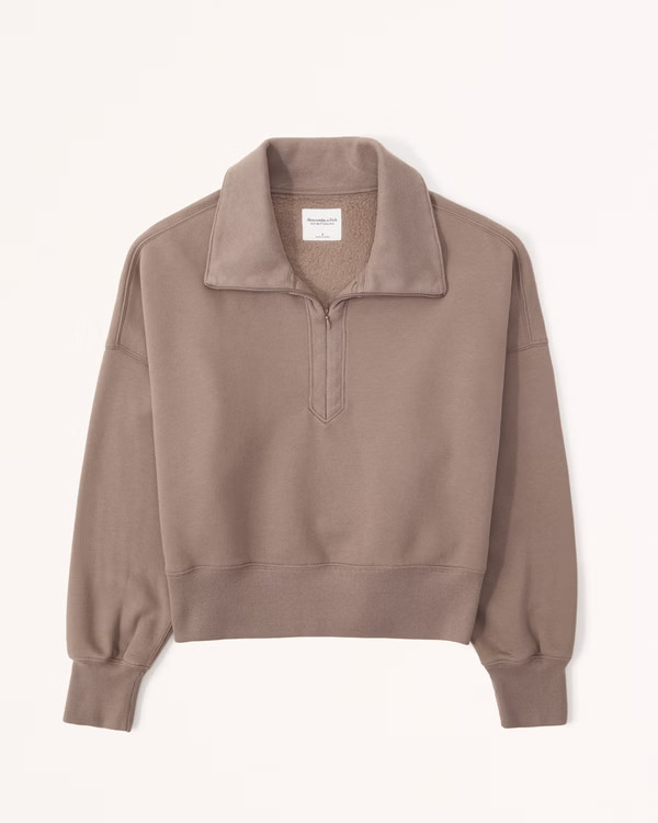 Sunday Drama Collar Half-Zip Sweatshirt | Abercrombie & Fitch (US)