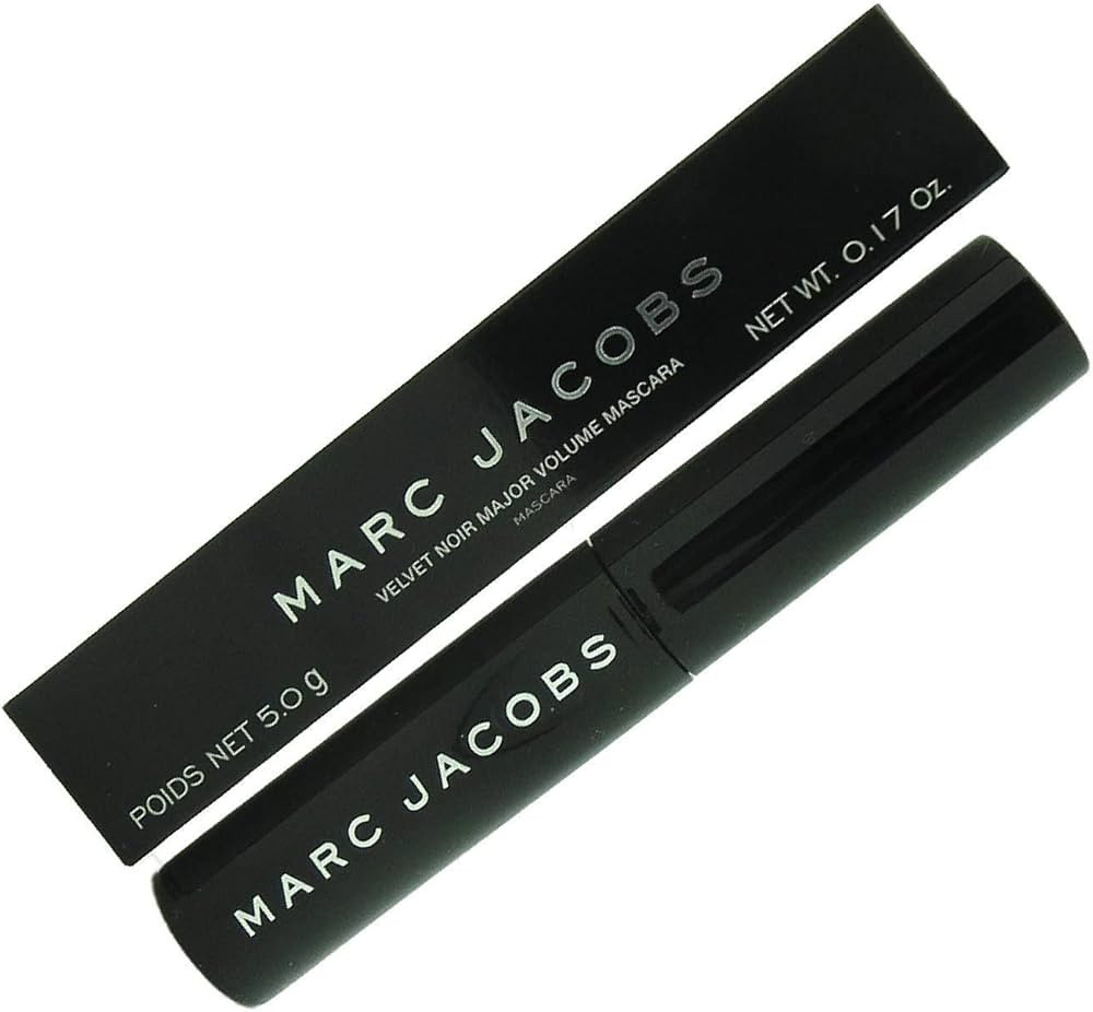 Marc Jacobs Beauty Velvet Noir Major Volume Mascara Deluxe Travel Size Mini Trial .17 Ounce | Amazon (US)