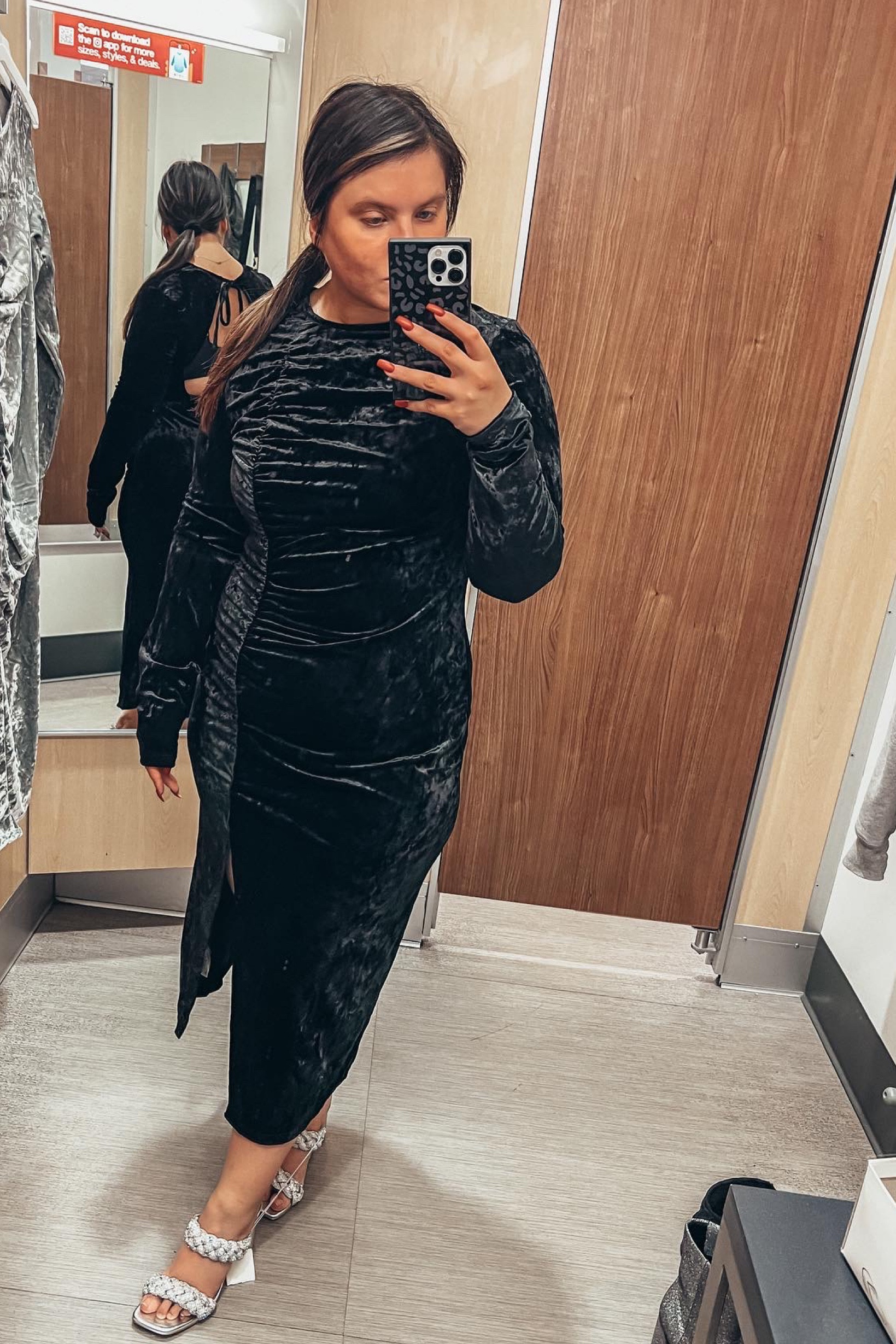 Getting ready for Las Vegas 🍾 loving this velvet trend. Snagged this dress and shoes for one of the nights also would be so cute for the holidays

#LTKtravel #LTKHoliday #LTKstyletip