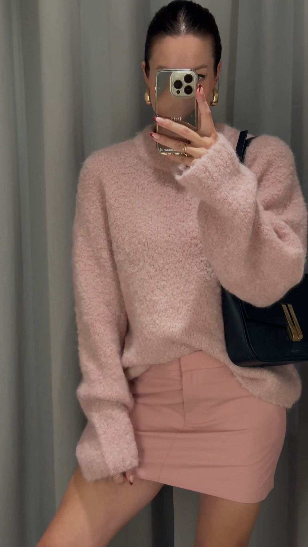 A cozy pink sweater to complete my all pink autumn look 🩷

Mohair sweater, pink outfit, cozy outfit, fall outfit ideas, fall look, fall trend, 

#LTKSeasonal #LTKeurope #LTKstyletip