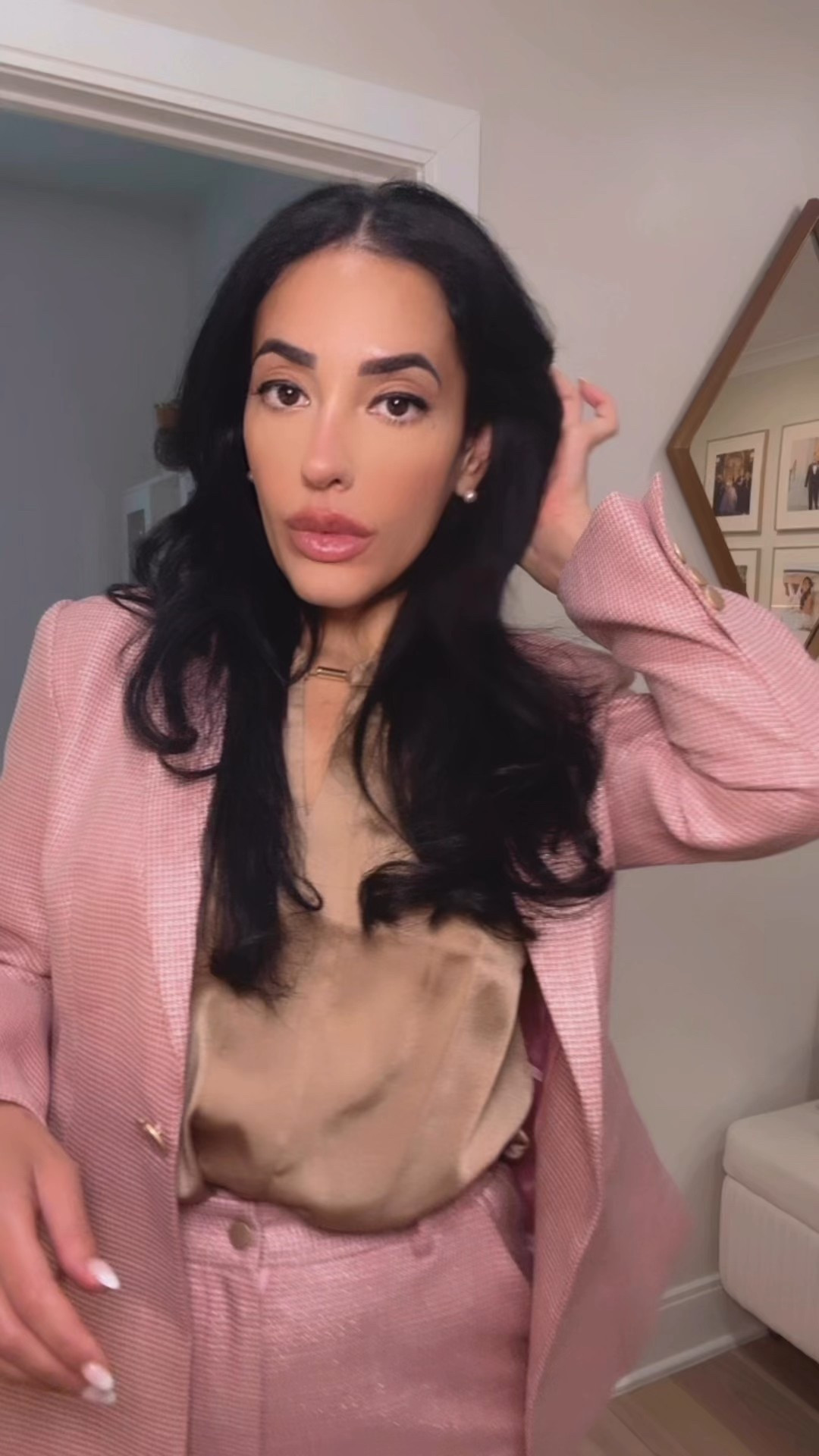 Pink houndstooth pantsuit? I’m always in 🩷

Notice how my blouse color matches well with the champagne-toned buttons on the suit jacket & pants 🥰

I’m wearing an XS in the suit, which you can see fits me loosely ~ so definitely don’t size up. I’d say TTS/slightly large 

#LTKStyleTip #LTKWorkwear