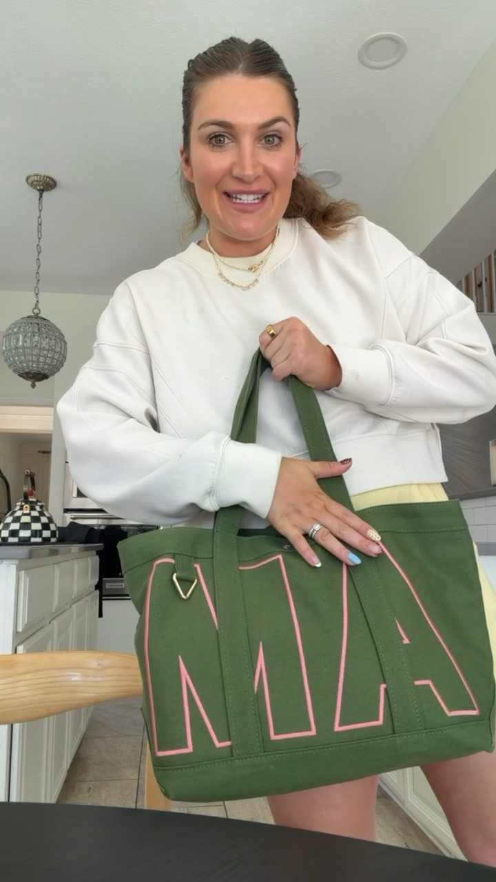 Resharing this custom canvas tote! It’s the perfect catch-all for moms on the go, and I’ll never say no to having my initials on everything 🤍 

custom canvas tote bag, personalized tote bag, monogram tote bag, mom bag essentials, everyday carry tote, amazon tote bag, large canvas tote, personalized gifts for moms, on the go mom essentials, chic everyday bag

#LTKmomlife
