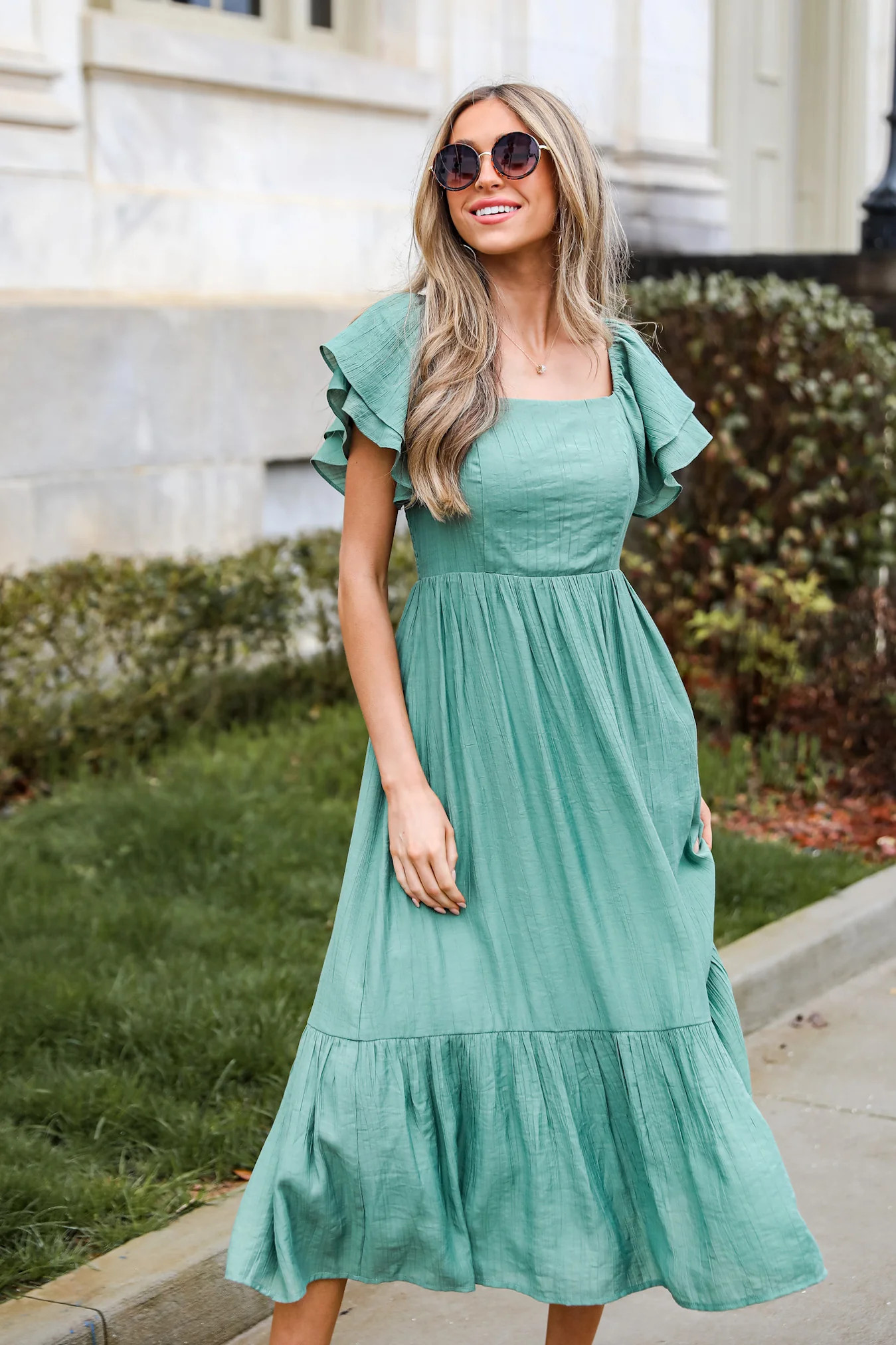 Dramatic Darling Midi Dress | Dress Up