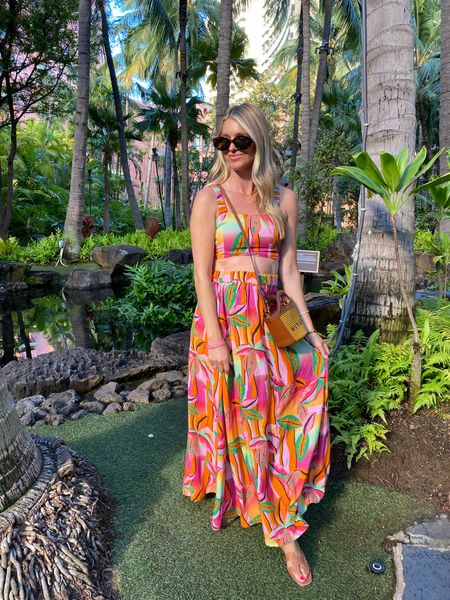 Love this pink crop top and maxi skirt set. Perfect for summer or a vacation  

#LTKstyletip #LTKtravel #LTKSeasonal