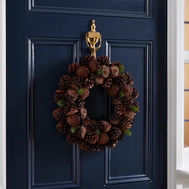 Pinecone Wreath | Dunelm