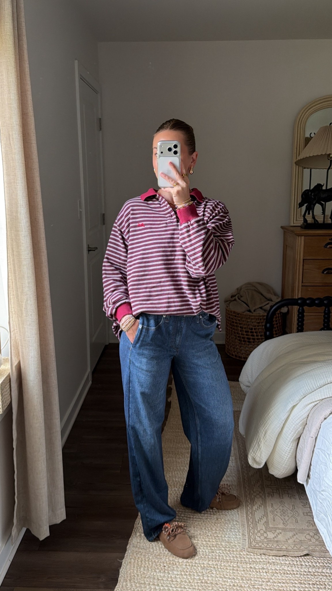 4/30/26 Errands Outfit with Sweatpant Jeans


An easy errands outfit I’ve been wearing on repeat 🤍 my Rag & Bone sweatpant jeans (wearing an XS) paired with a Damson Madder shirt from last fall and my go-to boat shoe slides. Comfortable but still feels put together—everything I could link is here ✨

#LTKSeasonal #LTKgrwm #LTKootd