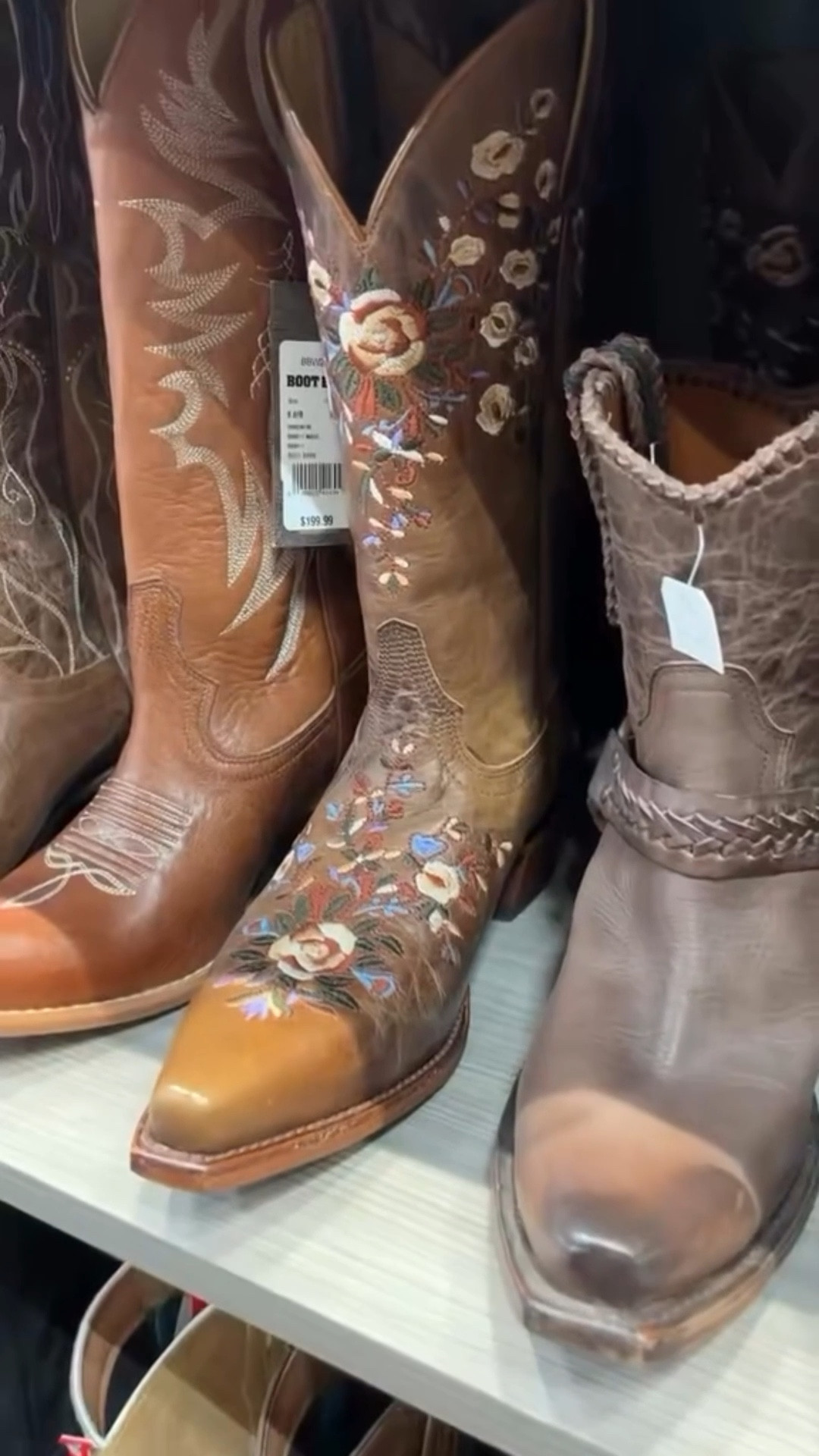 Take all my money I guess. 🤷🏻‍♀️💳💥 The prettiest western wear at Boot Barn!

#bootbarn #westernfashion #cowboyboots