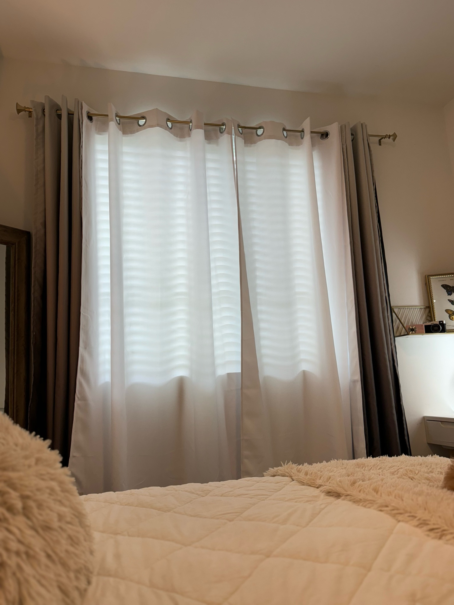 White curtains

#LTKHome