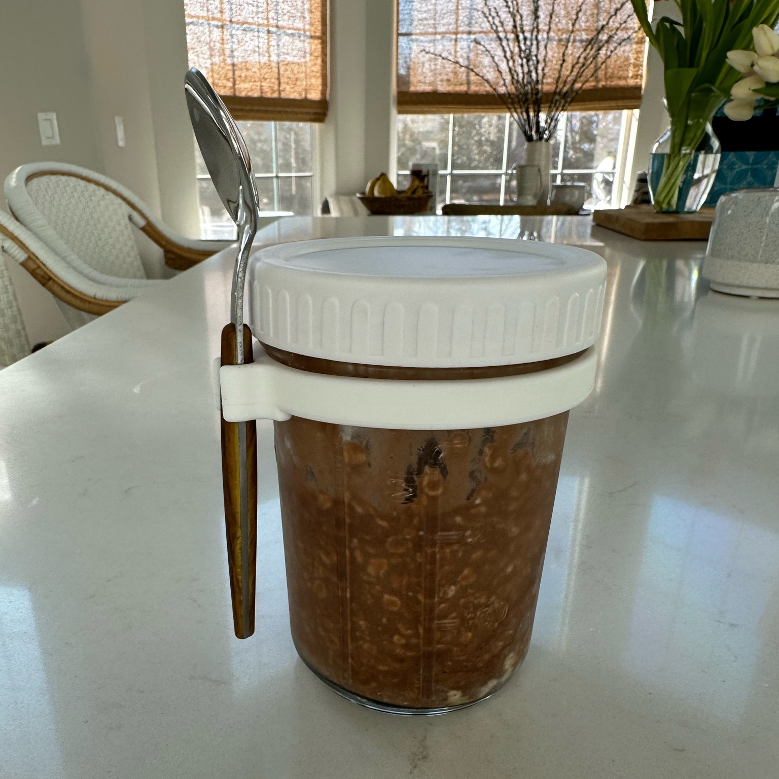 On the Go food container with spoon. Great for salad, overnight oats or yogurt parfaits. 
Mason jar with plastic lid. Mason jar with spoon. Set of 2.

#LTKhome