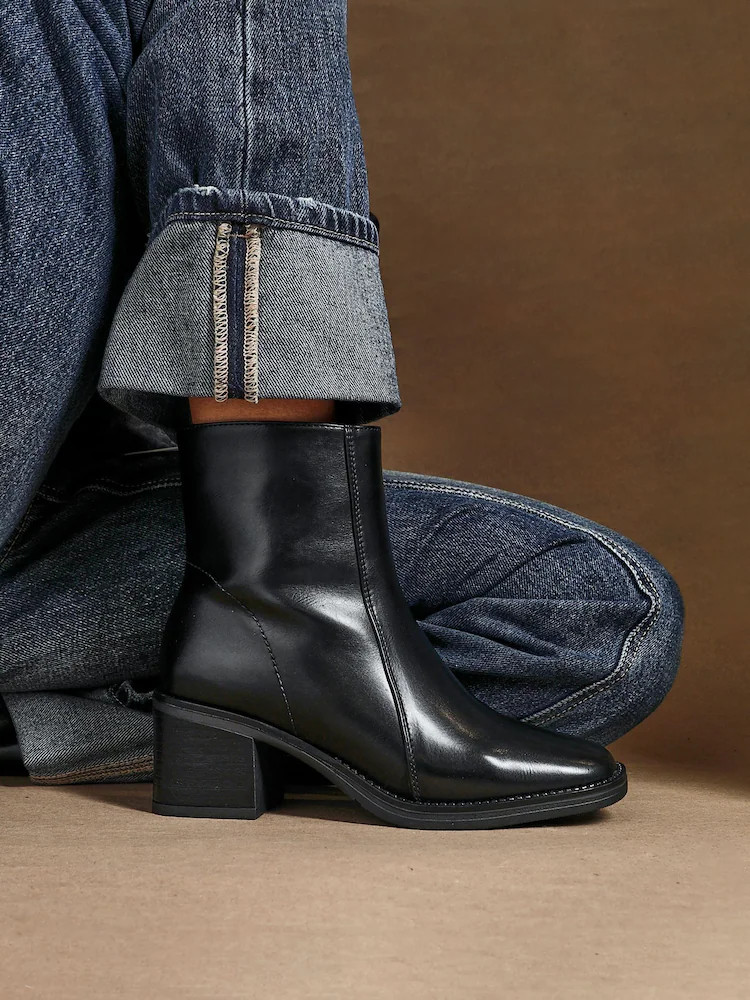 Linzi Black Wander Block Heel Ankle Boots | Next EU