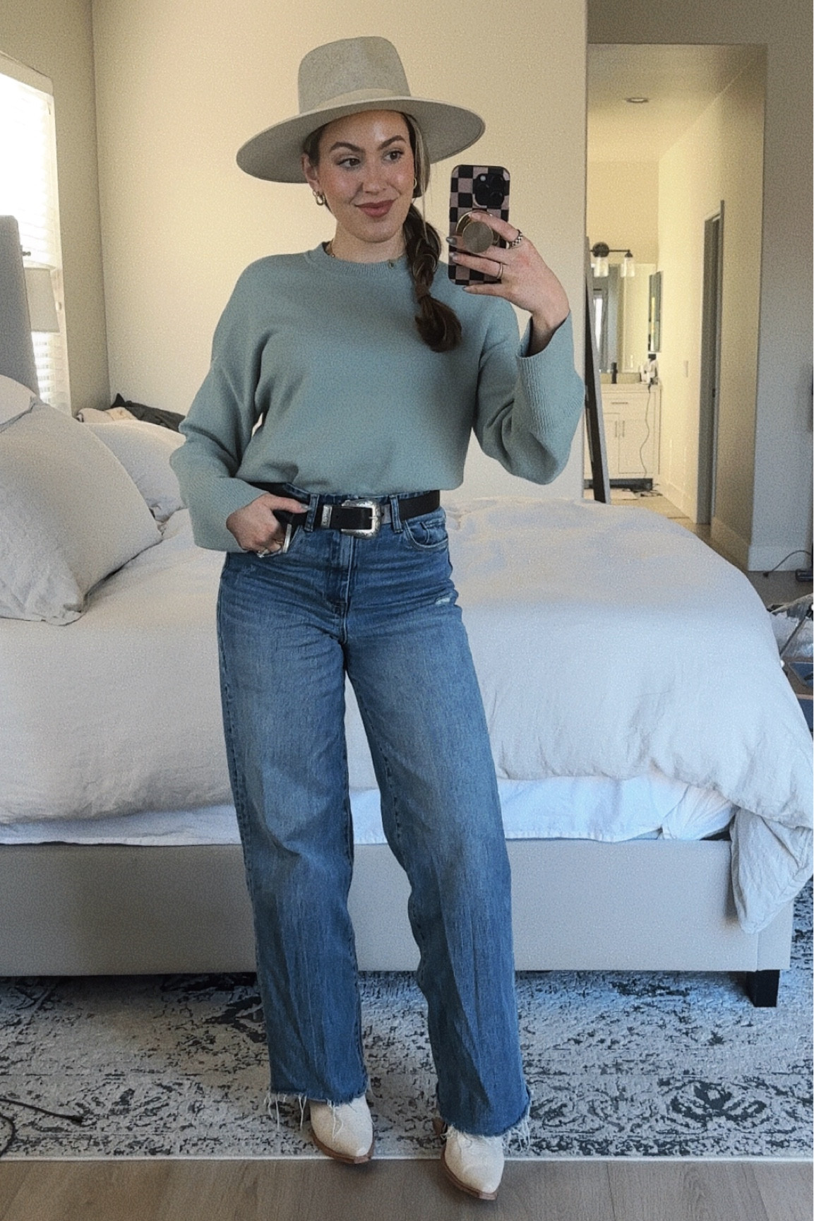 Spring outfit details🤍🤠

#LTKSeasonal #LTKFindsUnder100 #LTKFestival