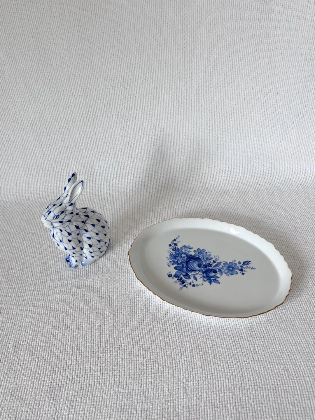 Vintage Blue White Tray Dish and Blue White Ceramic Bunny Chinoiserie Decor Scalloped Raised Edge... | Etsy (US)