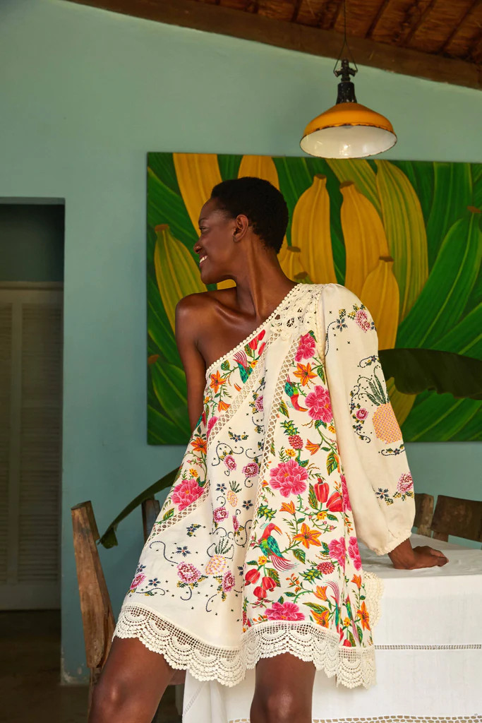 TOUCANS GARDEN ONE SHOULDER EMBROIDERED DRESS | FarmRio (US)