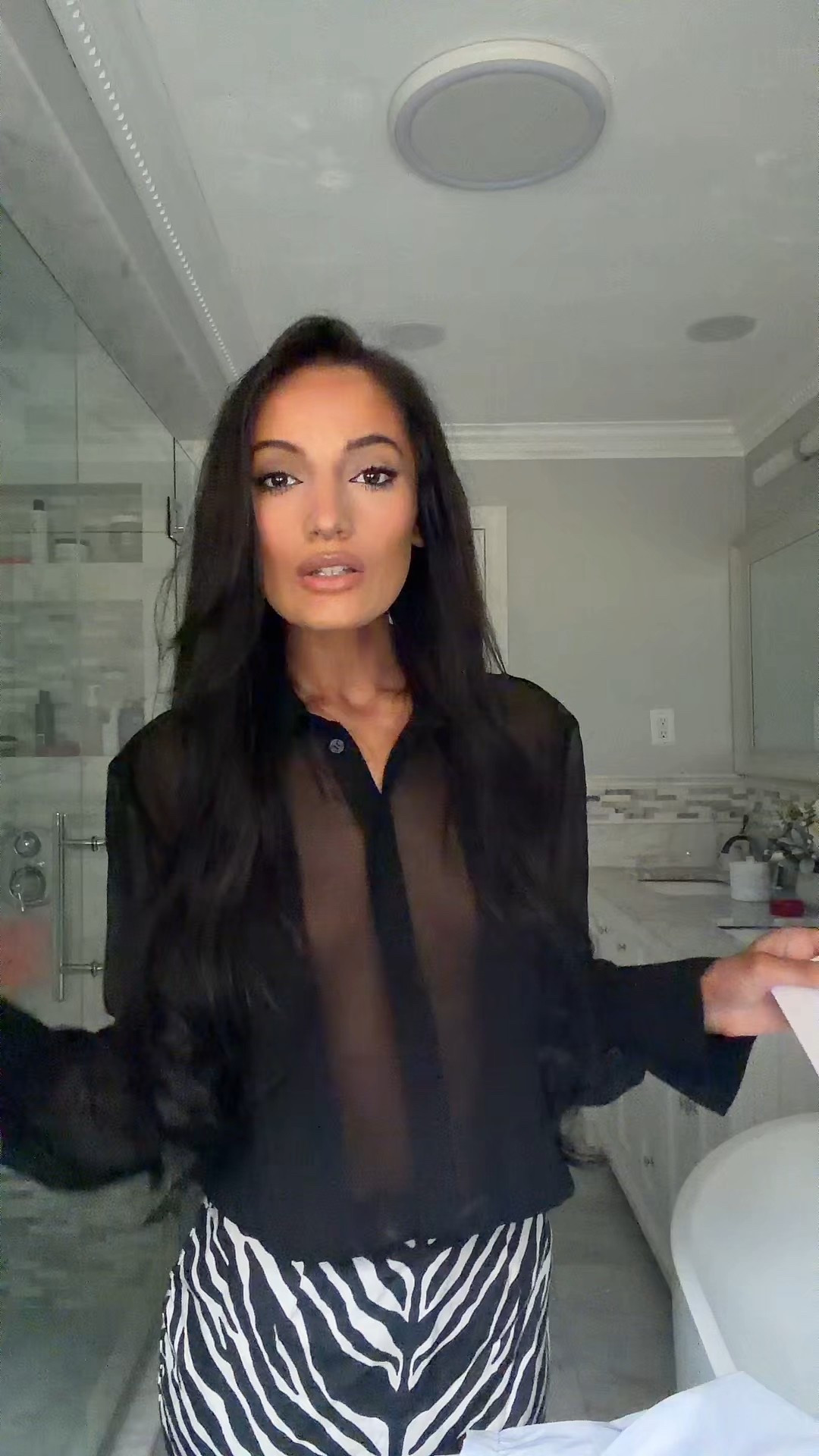 Unboxing the new lace Jimmy Choo heels 🤍 

#LTKootd