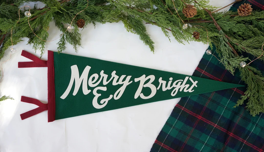 Merry & Bright Felt Pennant - Etsy | Etsy (US)